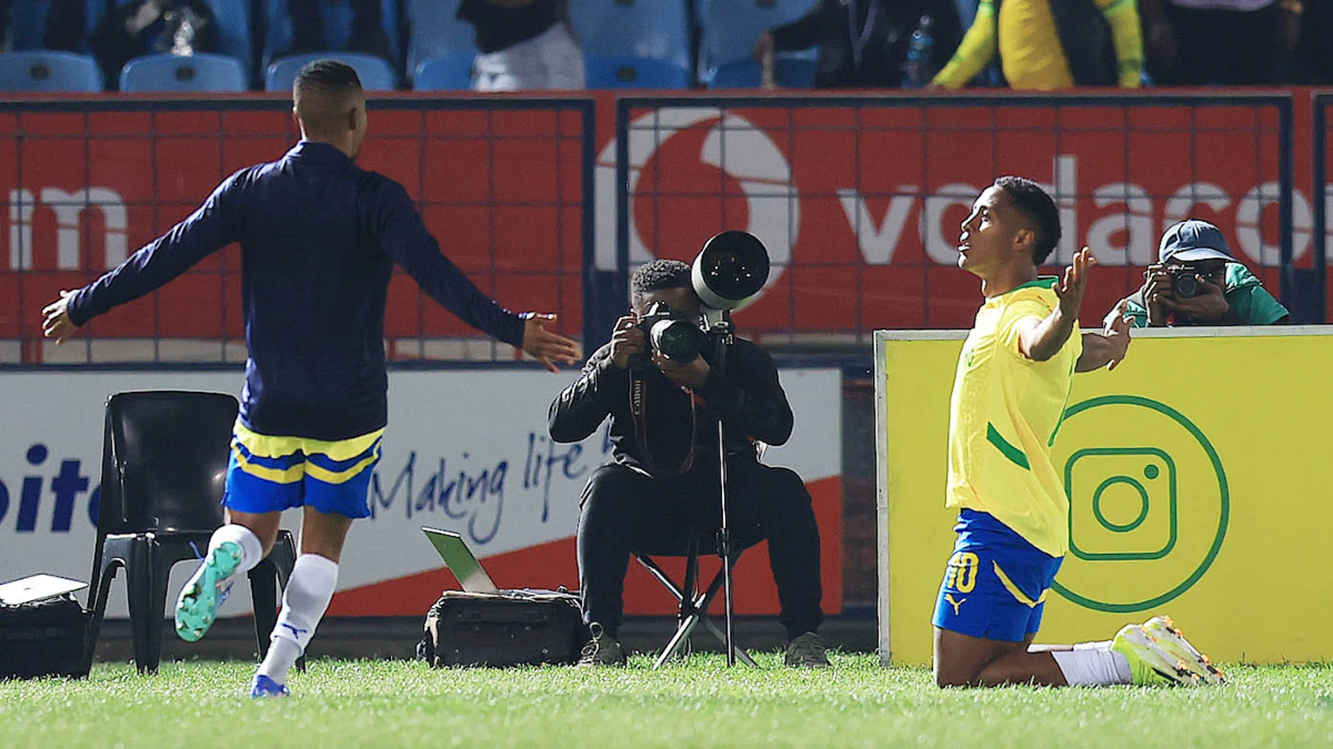 Sundowns, Pirates both win in midweek Betway Premiership action