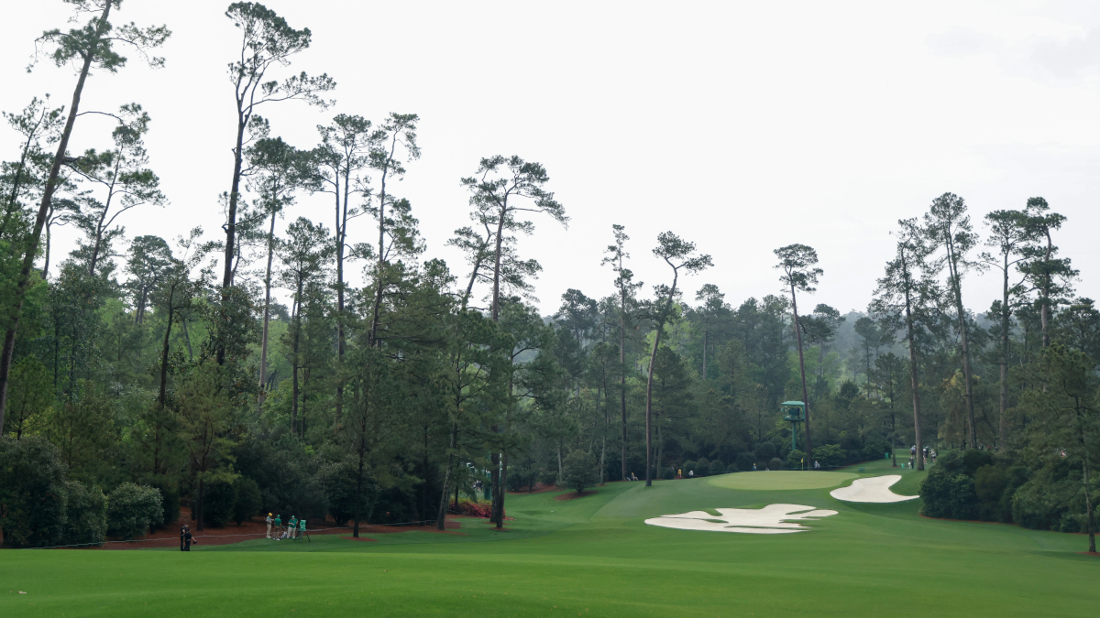 Masters halts practice for the day and evacuates spectators