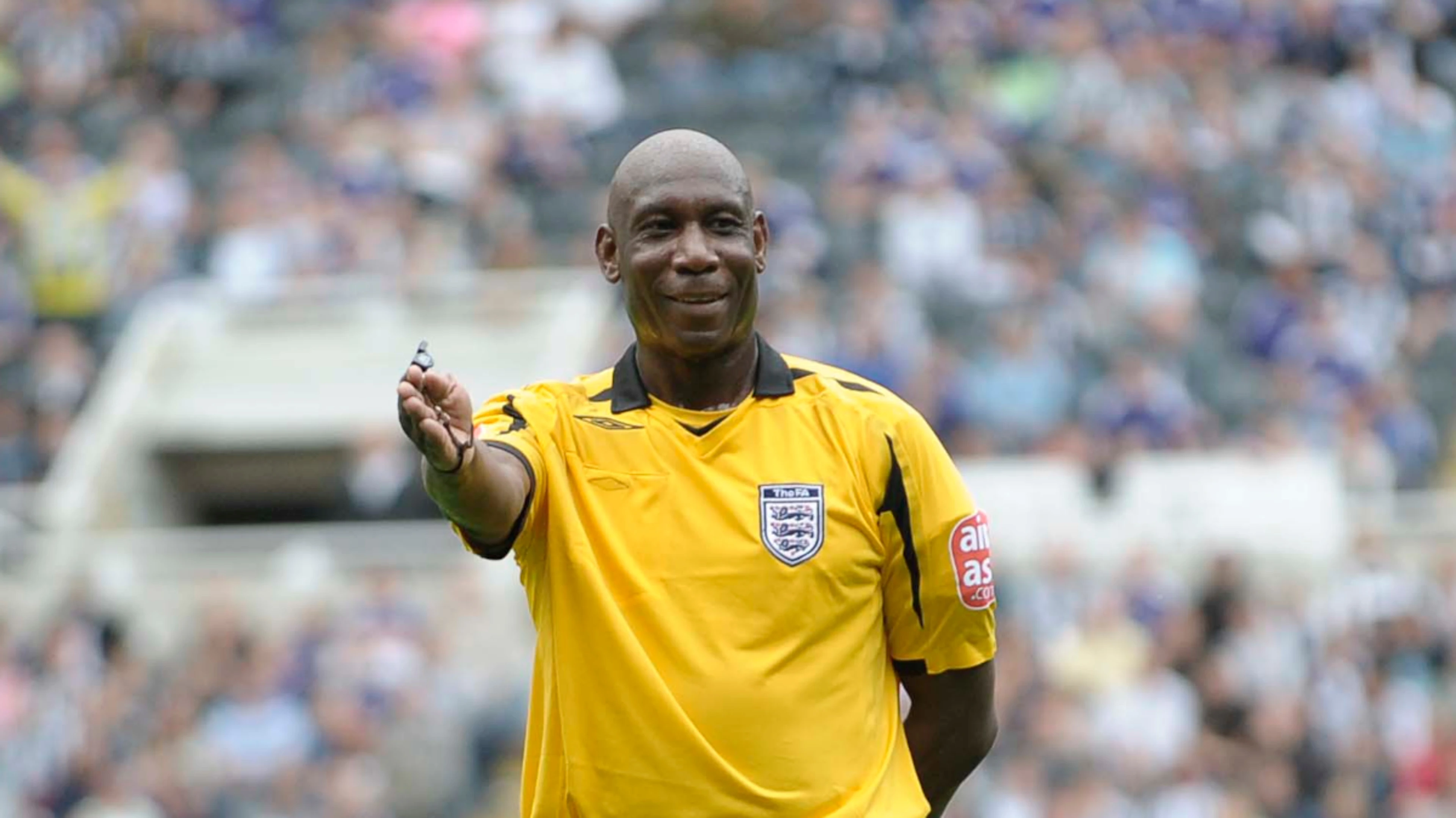 Premier League's first Black referee Rennie dies aged 65