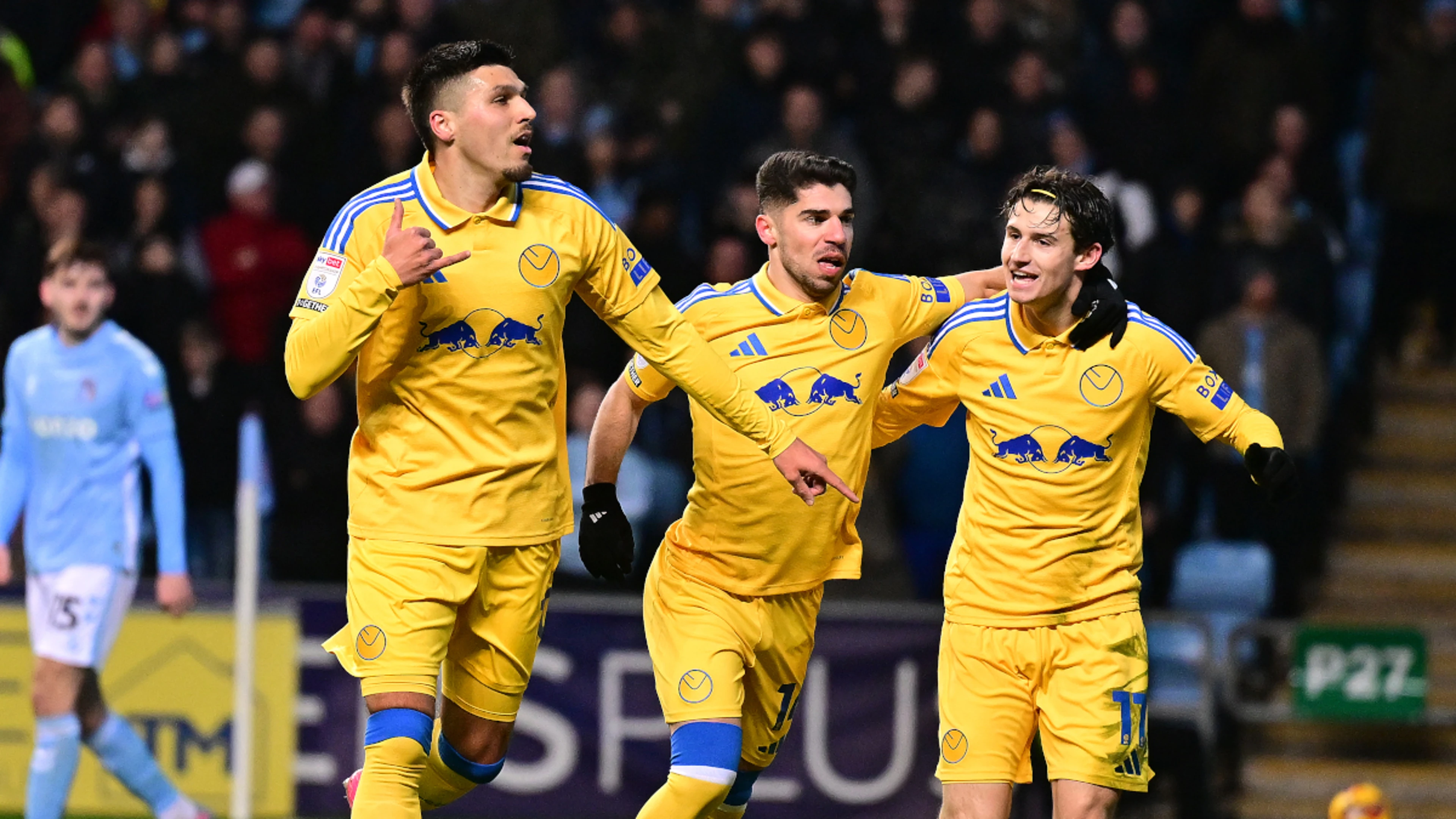 Leeds beat Coventry to boost promotion charge