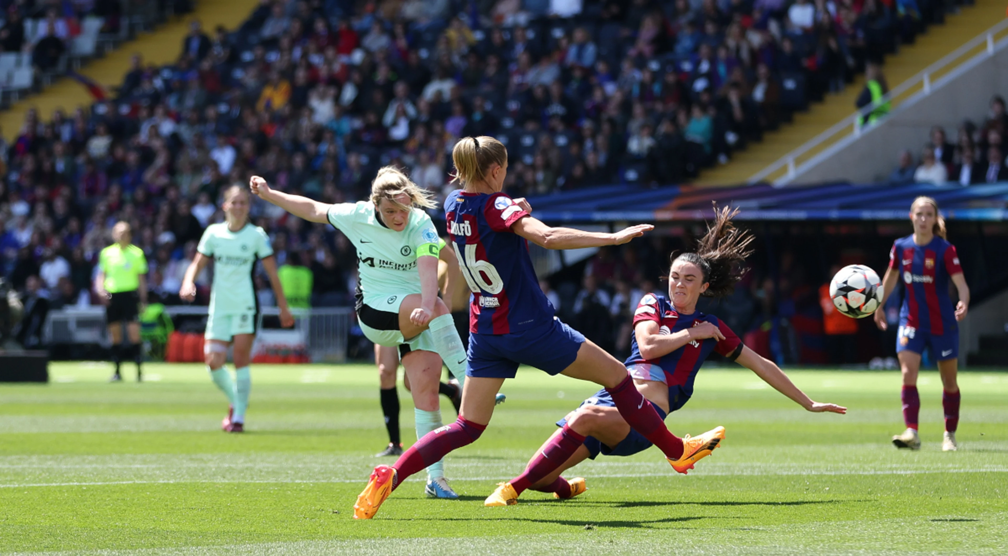 Chelsea win at Barca as Lyon comeback stuns PSG