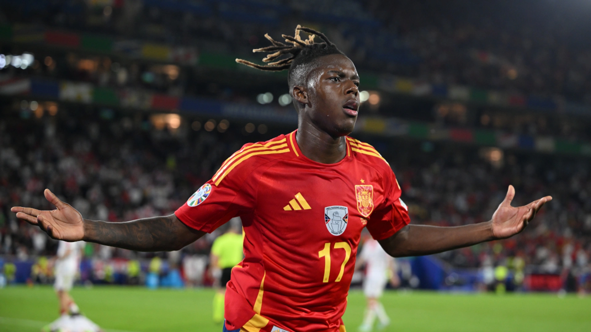 Williams takes spotlight as Spain power through to Euros quarters