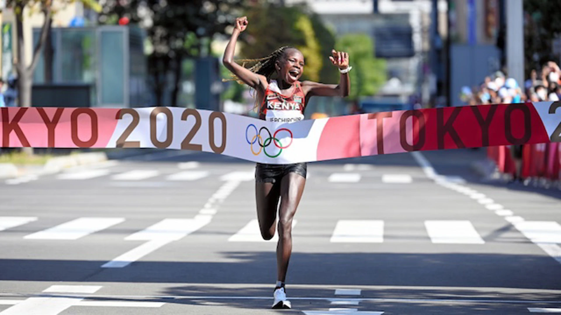 Peres Jepchirchir | Medal Moments | London 2020