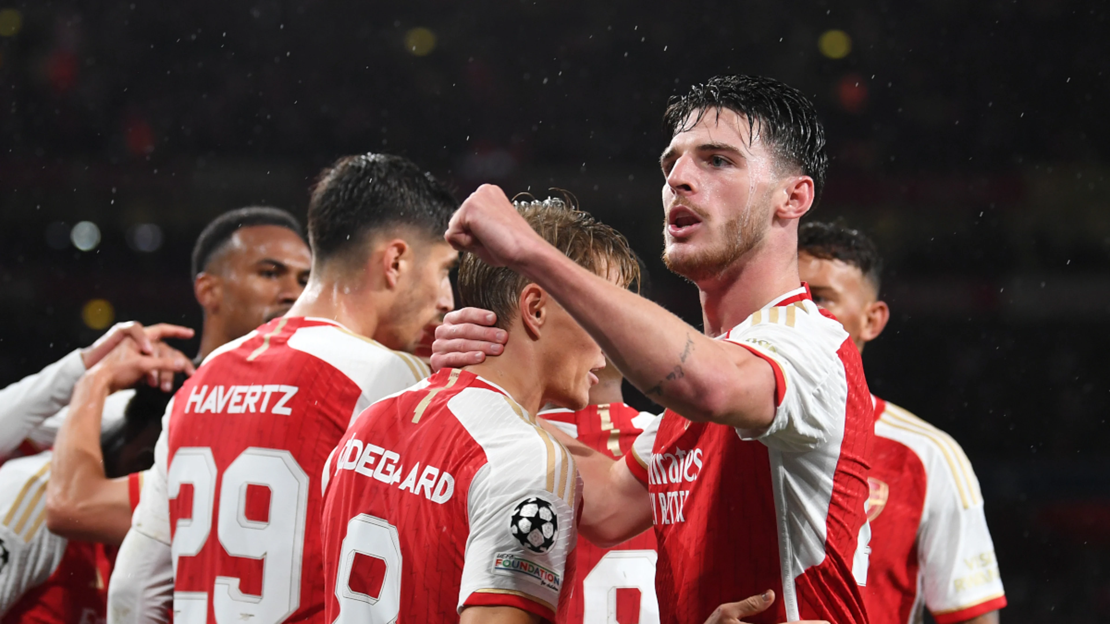 Arsenal crush PSV on perfect Champions League return