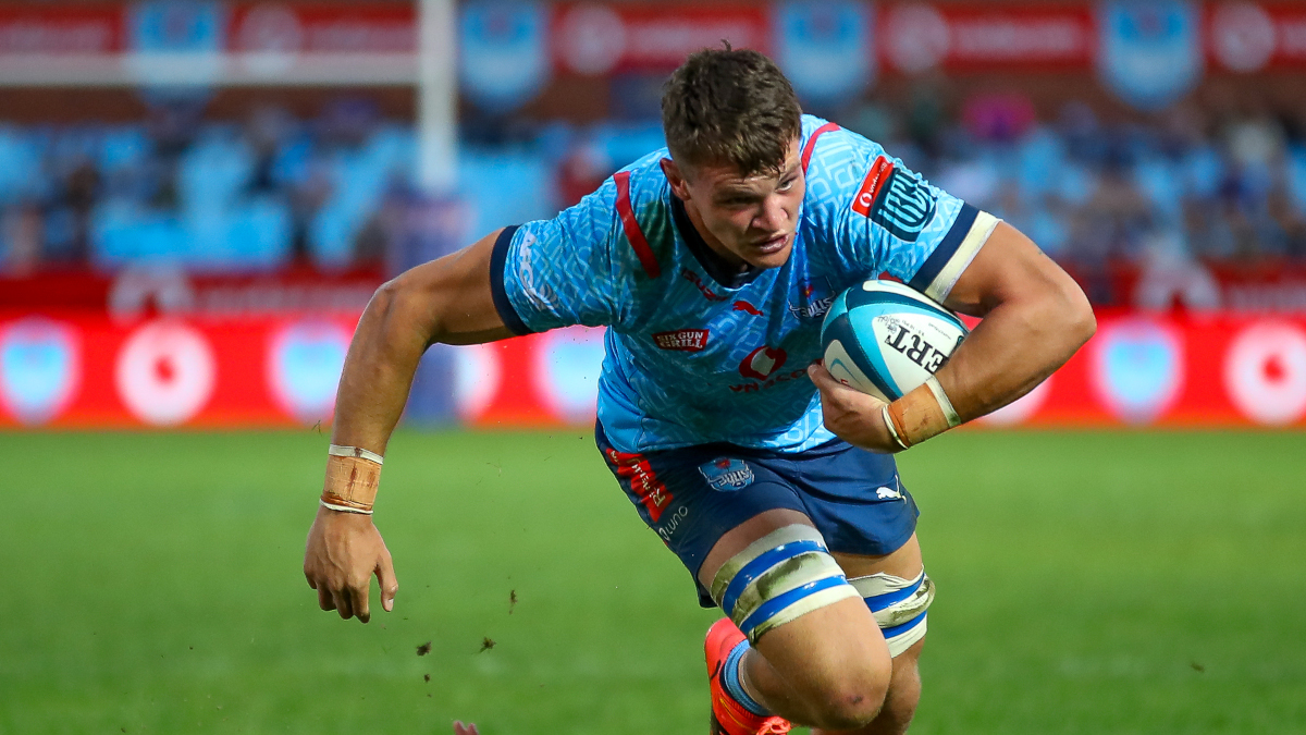 Elrigh back after 10 months in surprise Bulls return