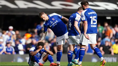 Ipswich and Leeds drop points in race for Premier League promotion