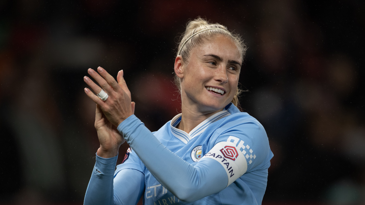 Former England captain and Man City defender Houghton to retire