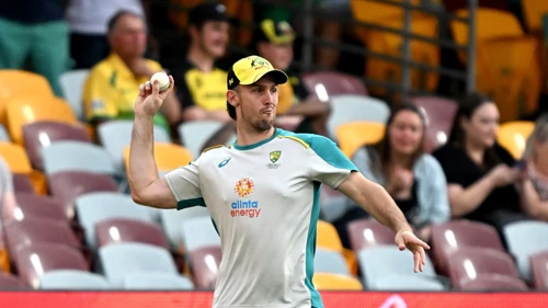 Australia skipper Marsh fit for World Cup opener, but will not bowl ...