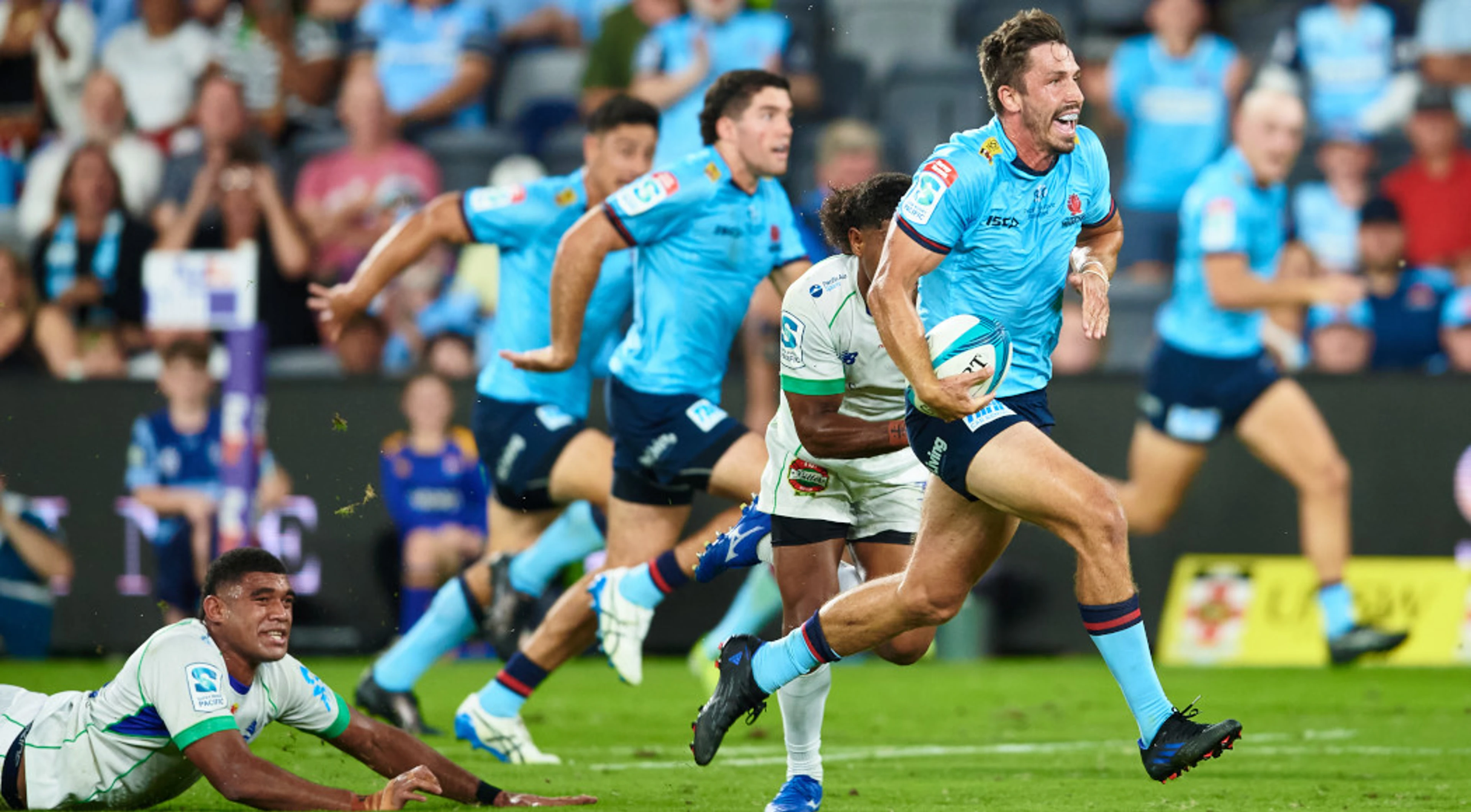 Waratahs rain on Fijian Drua's Super Rugby debut