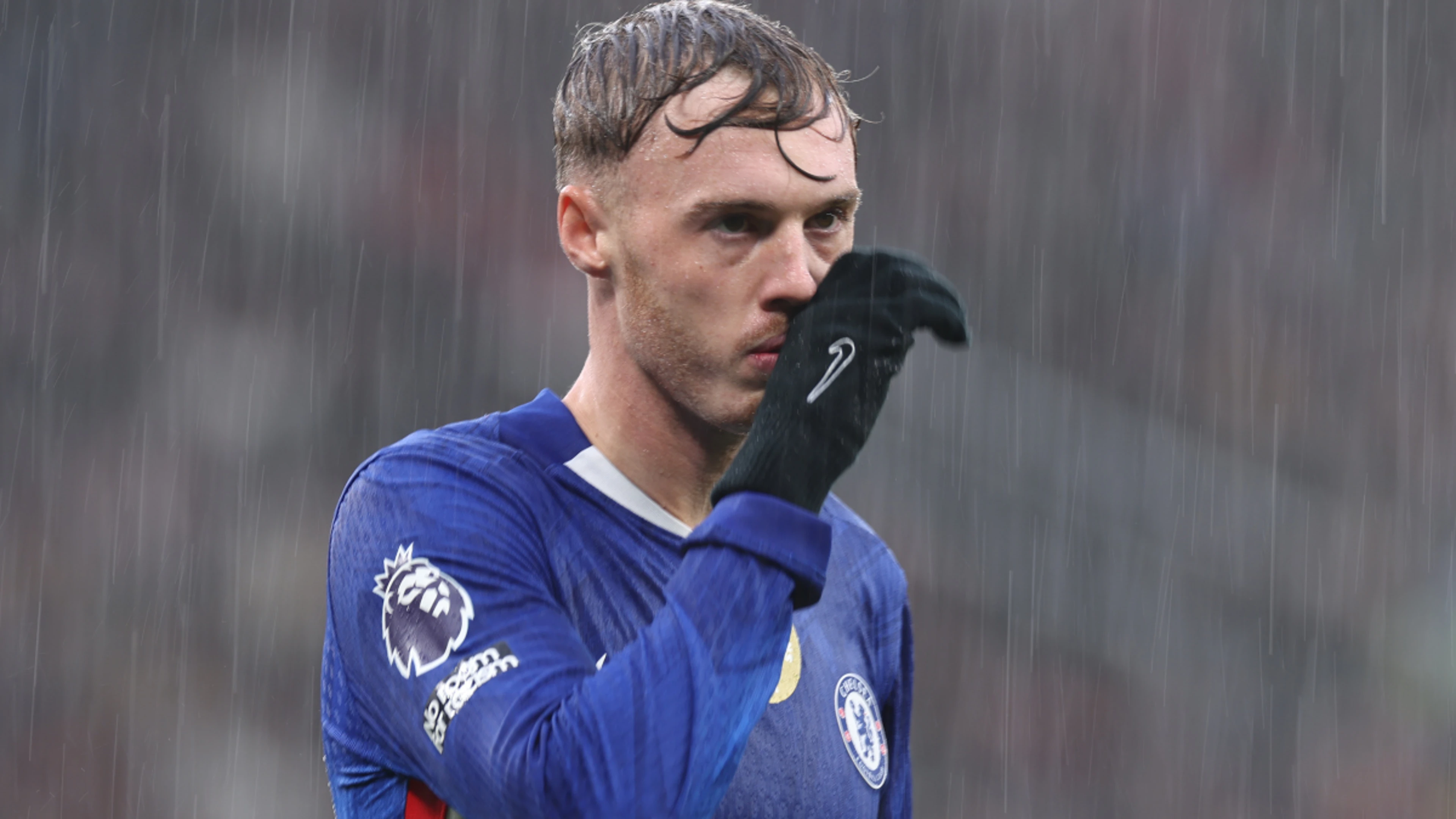 Rosenior dismisses Chelsea exit for 'untouchable' Palmer