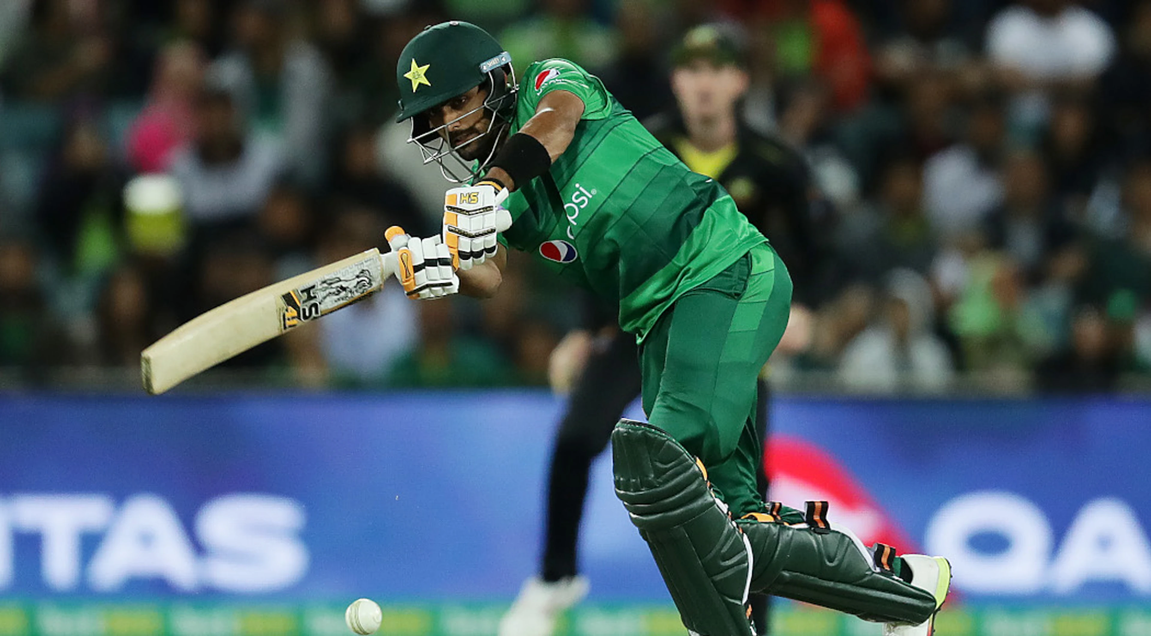 Pakistan thump sloppy Bangladesh for Twenty20 series win