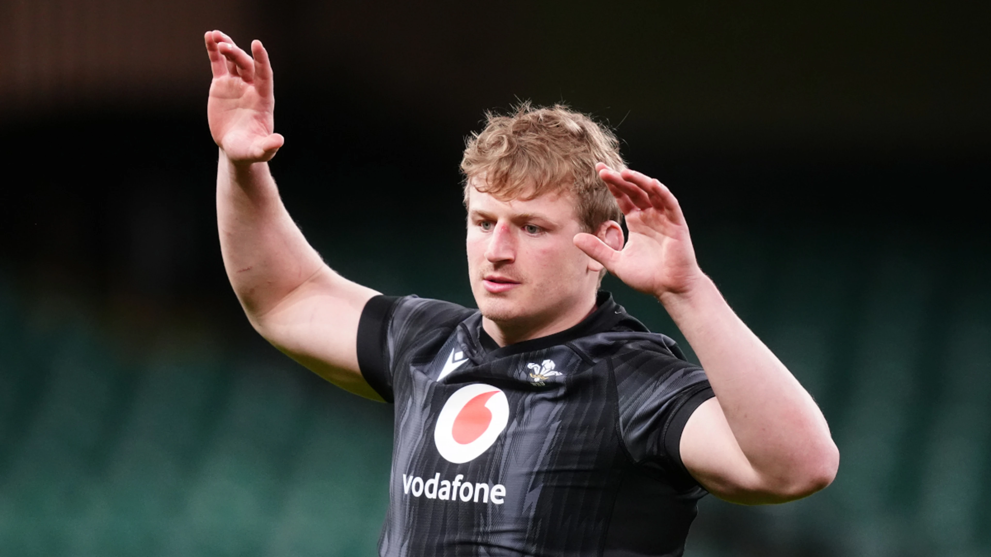 Wales captain proclaims love for Ospreys amid club turmoil