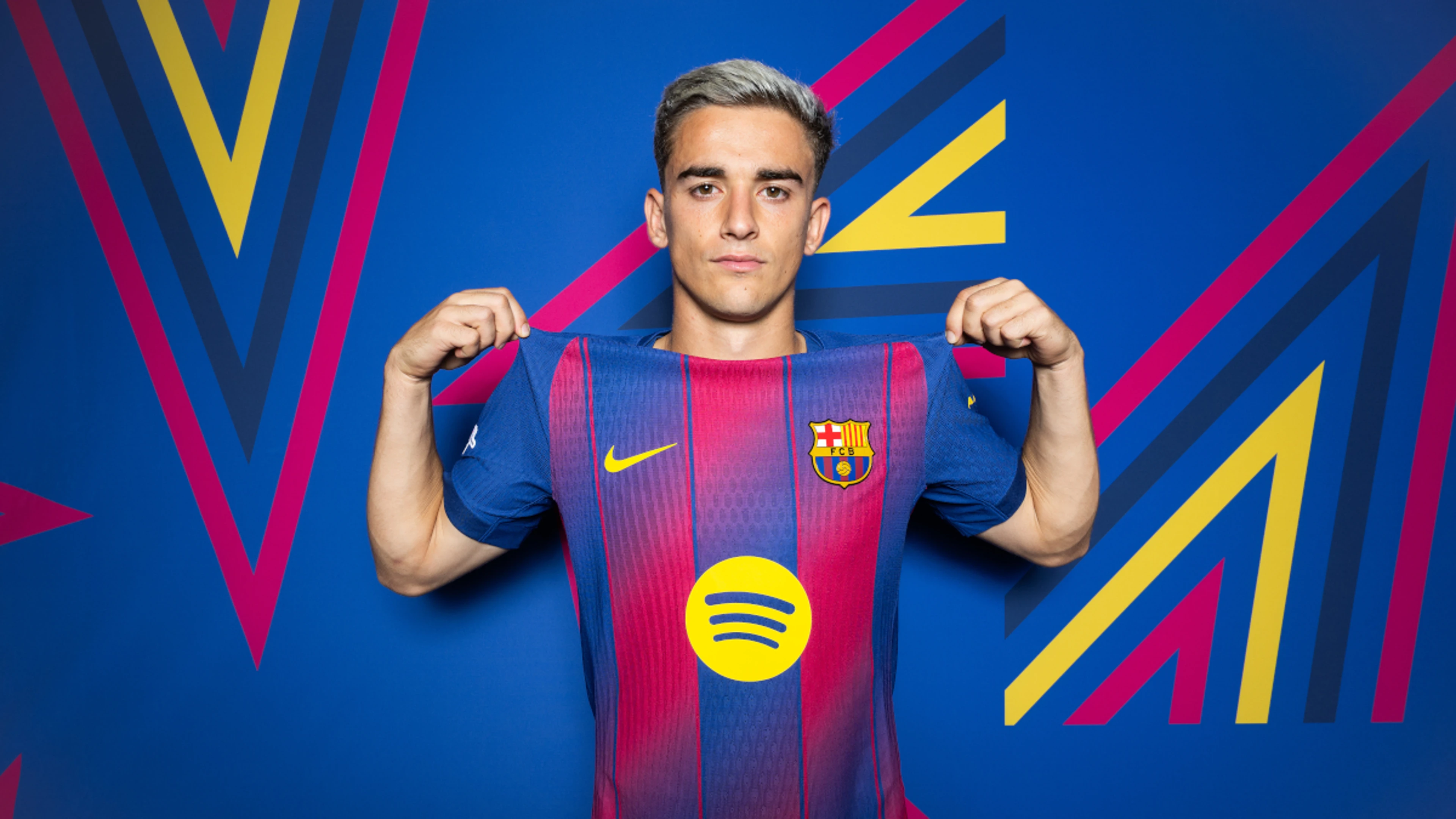 Barca's Gavi will be back after international break following knee injury - Flick