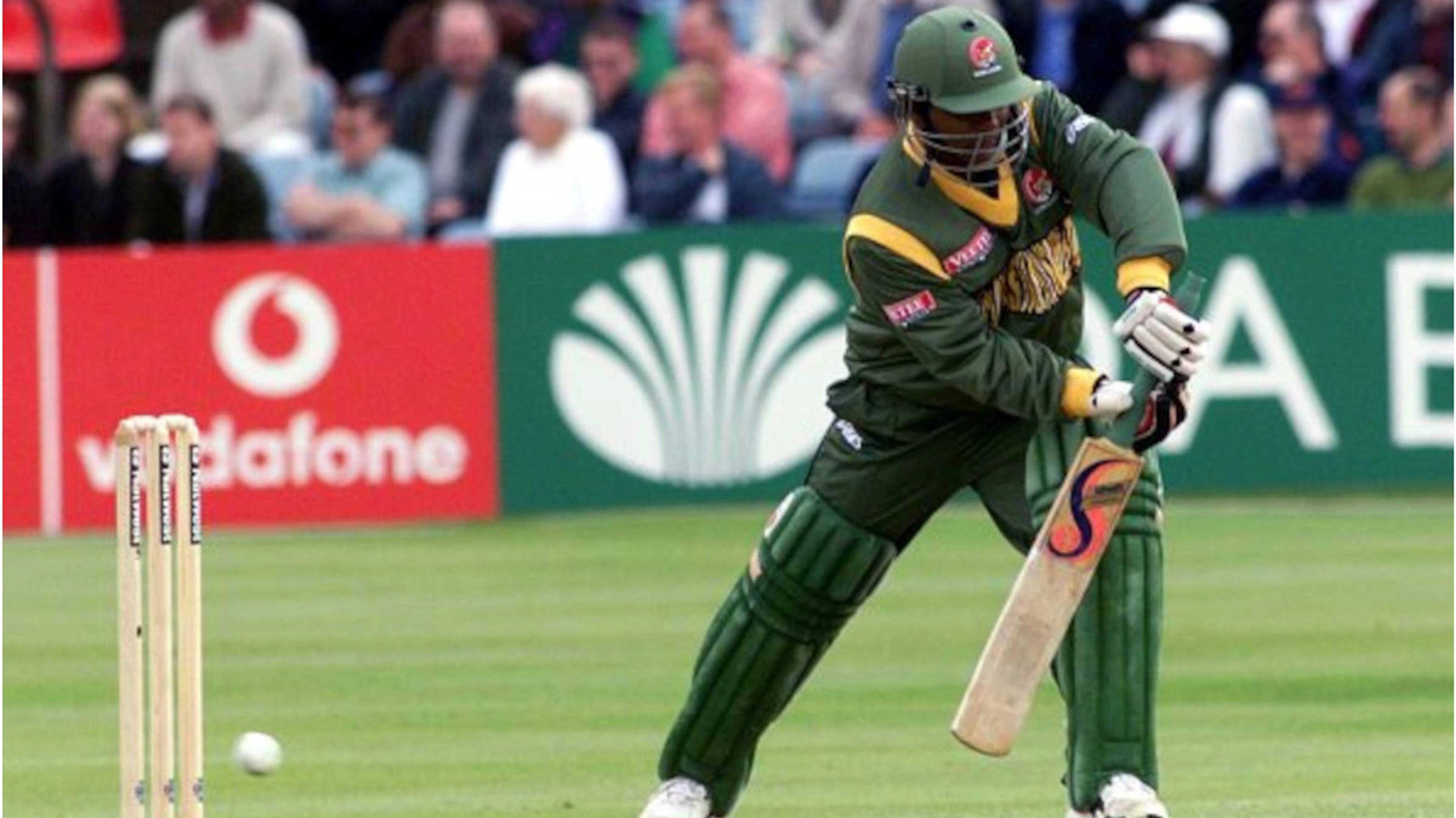 Bangladesh ex-captain Aminul elected cricket board chief