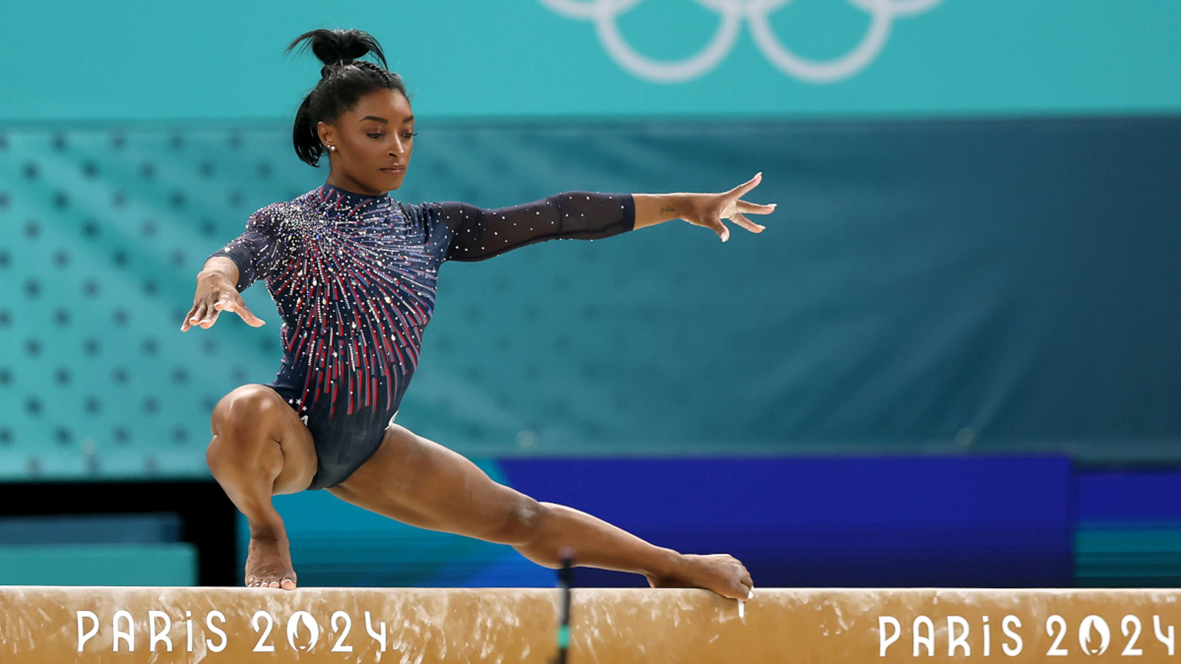 Curry and Biles vie for medals and pin badges in Paris