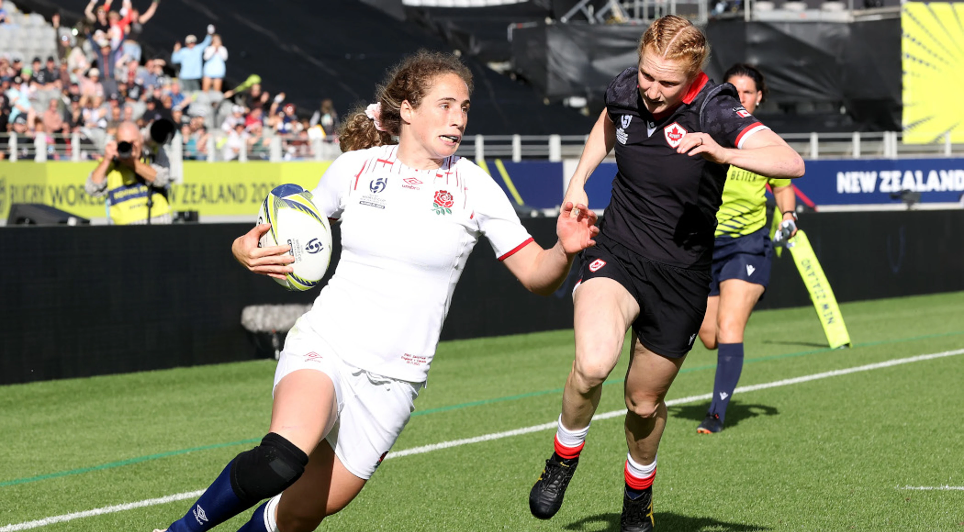 Stunning Dow try takes favourites England into World Cup final