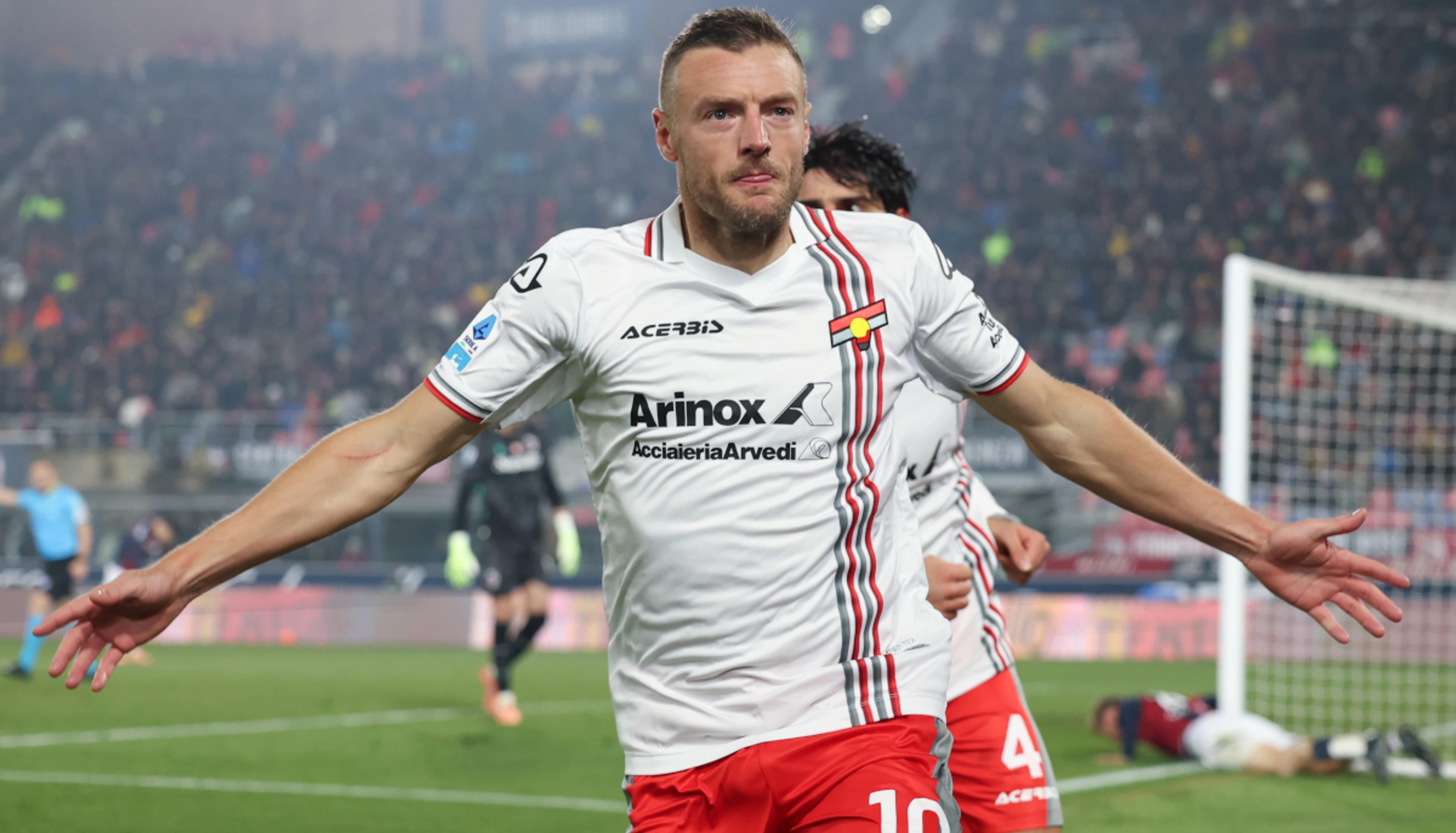 Vardy's first Serie A double fires Cremonese past high-flying Bologna