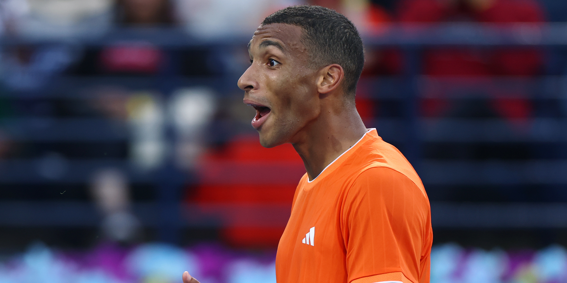 Medvedev swats Auger-Aliassime aside to reach Dubai final
