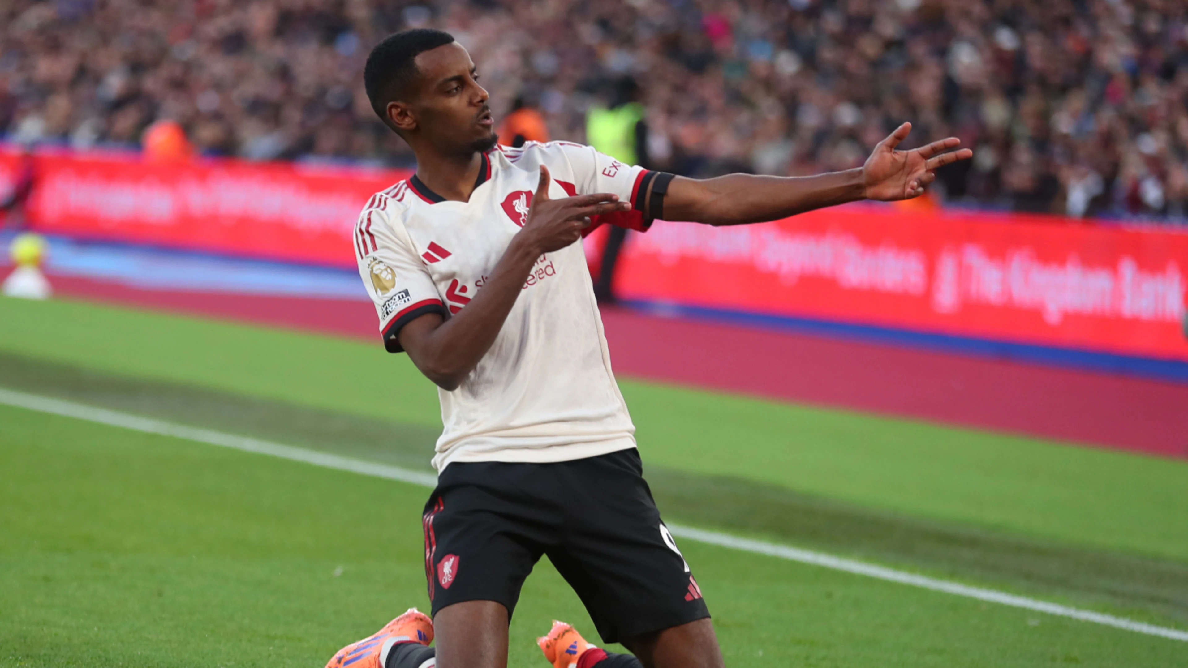 Isak scores first Premier League goal for Liverpool to sink West Ham