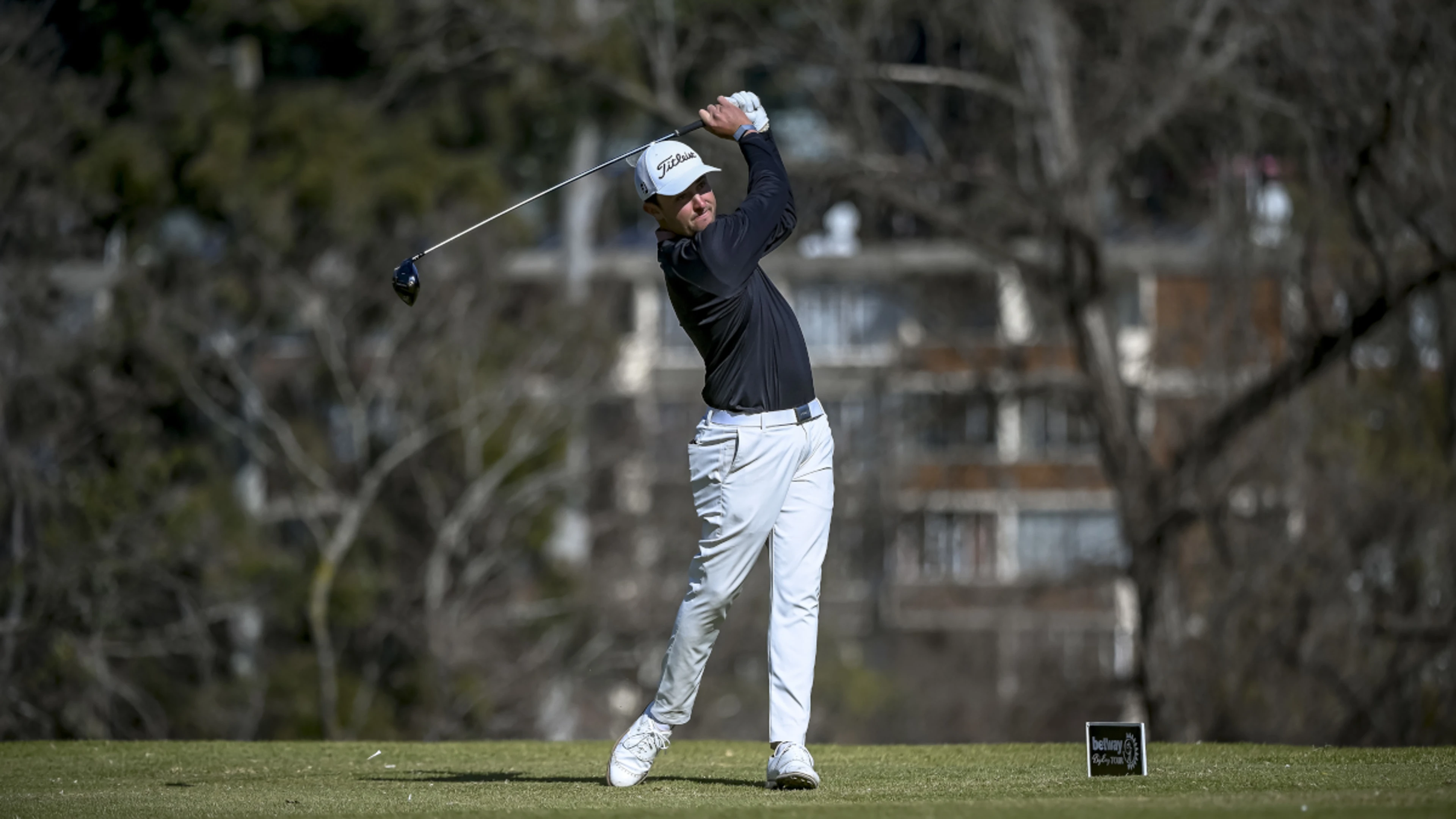 Second successive 67 sends Procter top of the leaderboard at Waterkloof