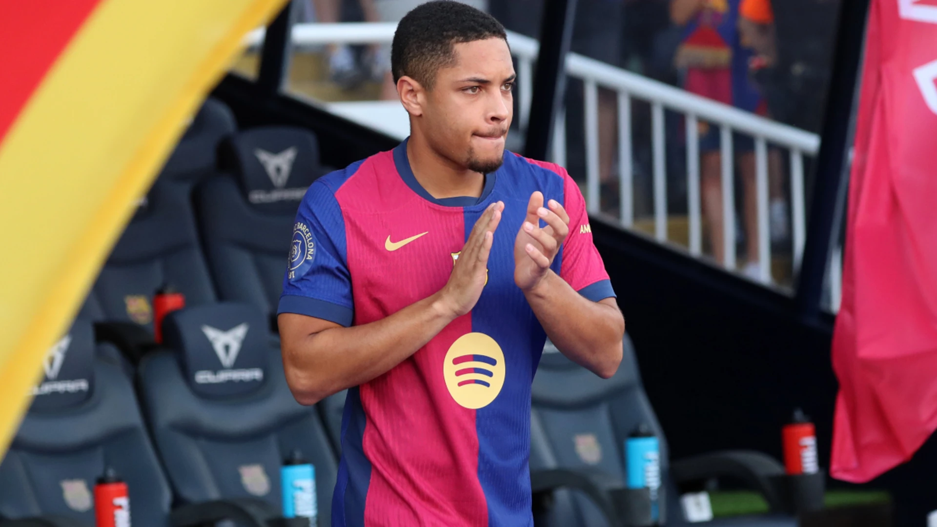 Barca loan out struggling striker Roque and Lenglet