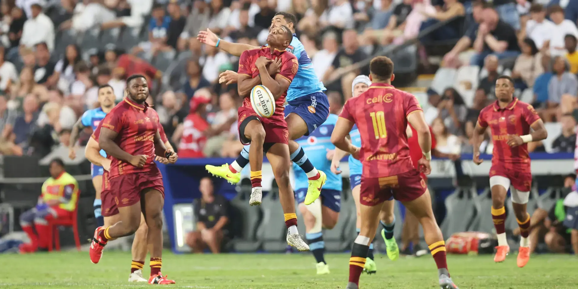 MASSIVE VICTORY: Van der Merwe pounces to seal Sharks' festive win