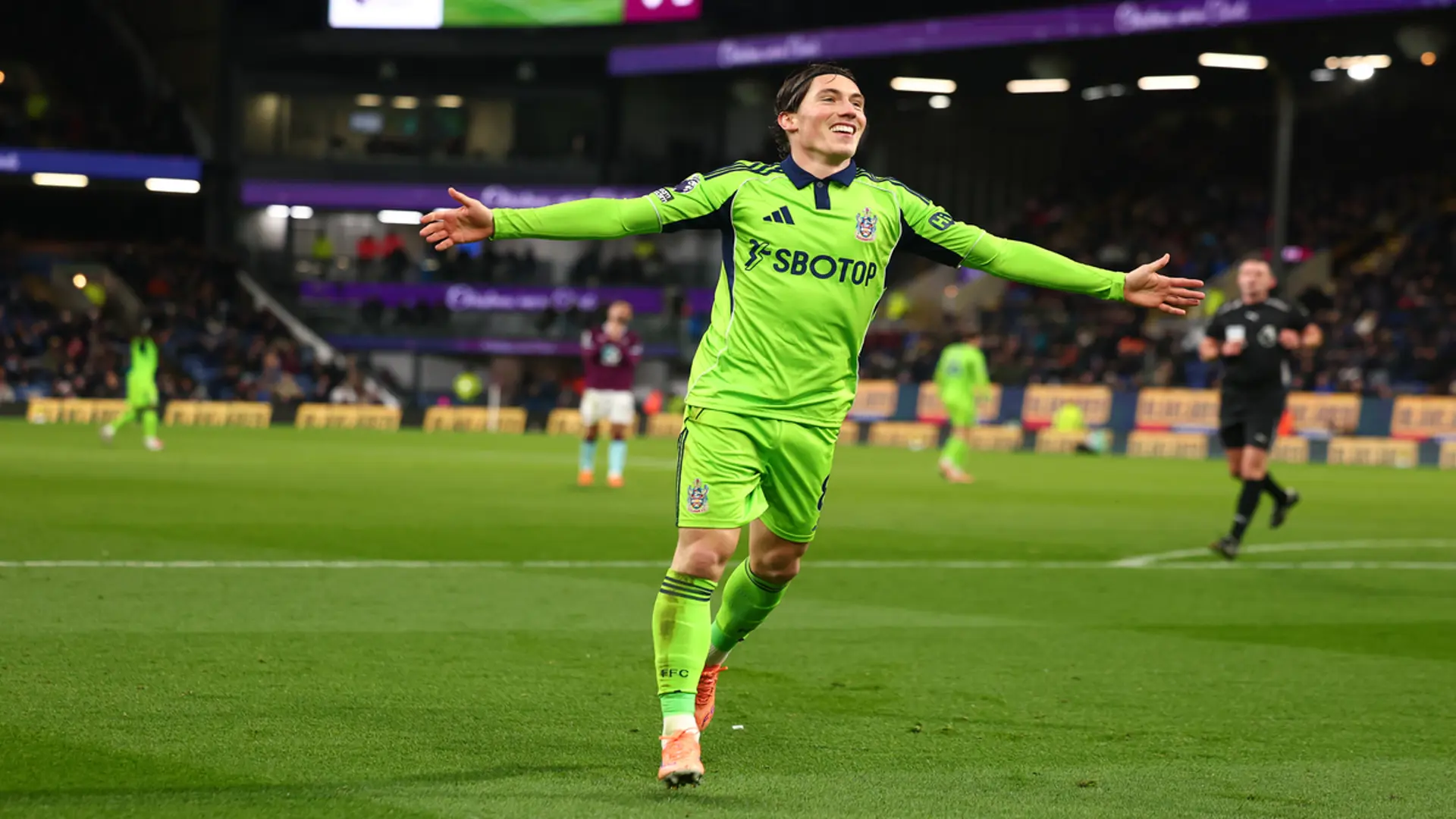 Fulham win at Burnley for first time in 35 attempts