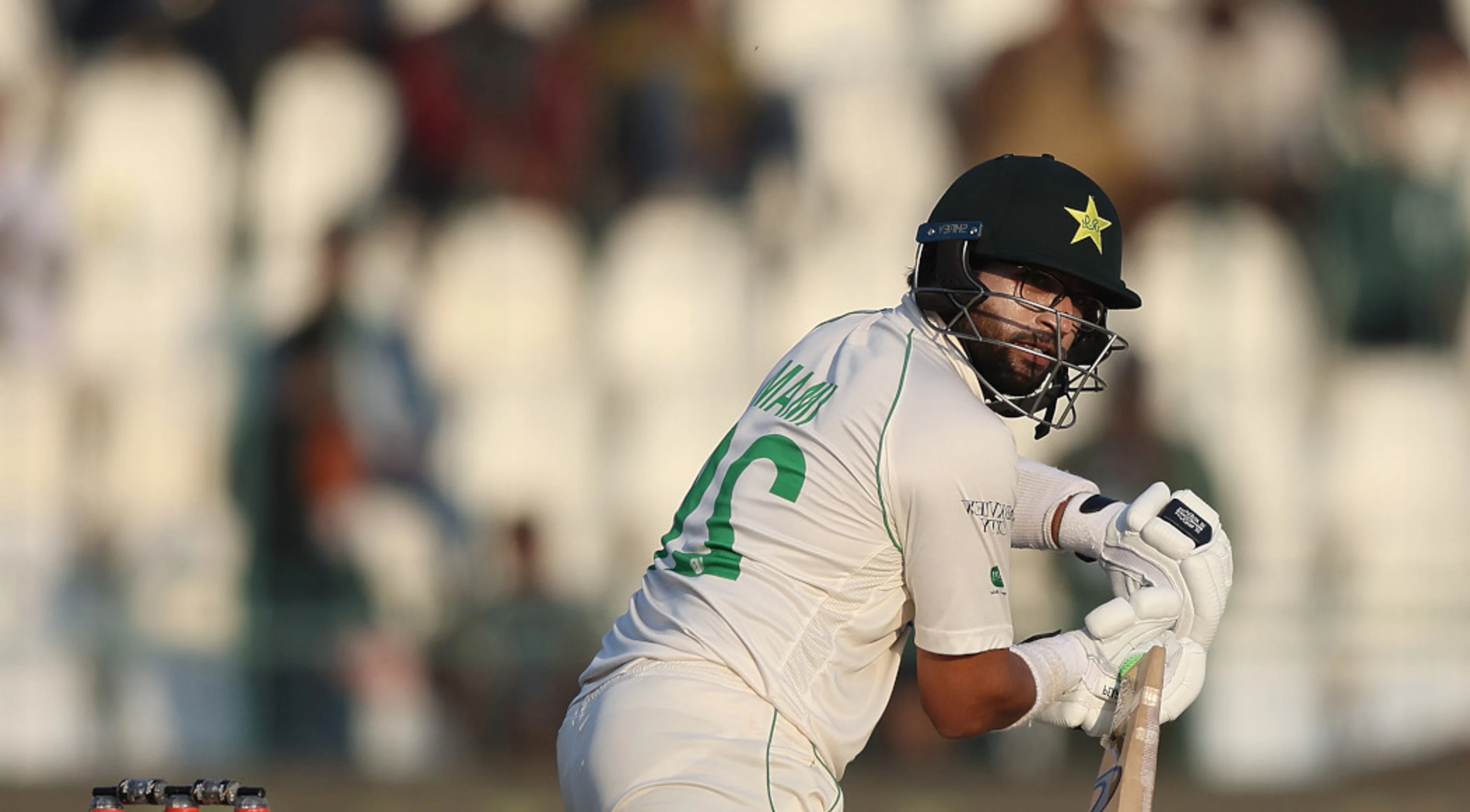 Haq, Sarfaraz frustrate NZ push for victory in first Pakistan test