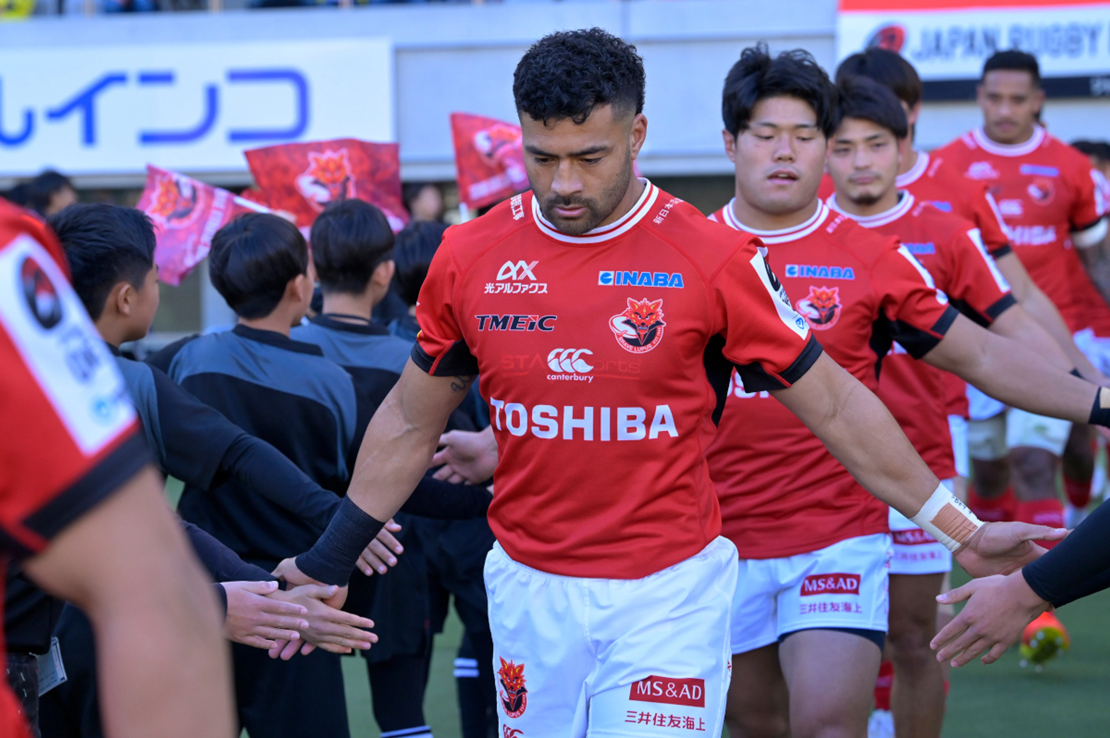 Mo'unga wins title in first season in Japan
