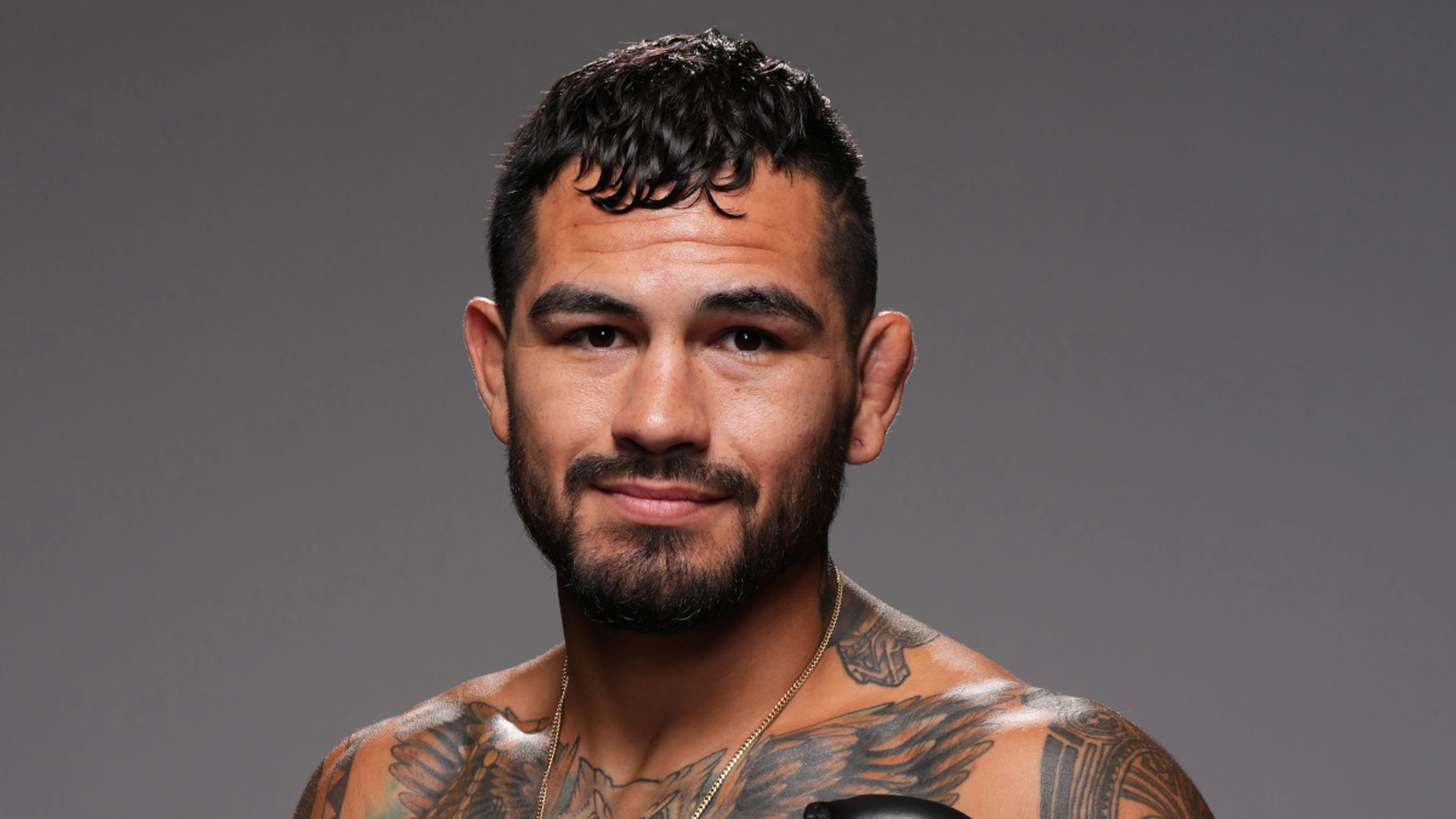 Hernandez claims statement win over Dolidze