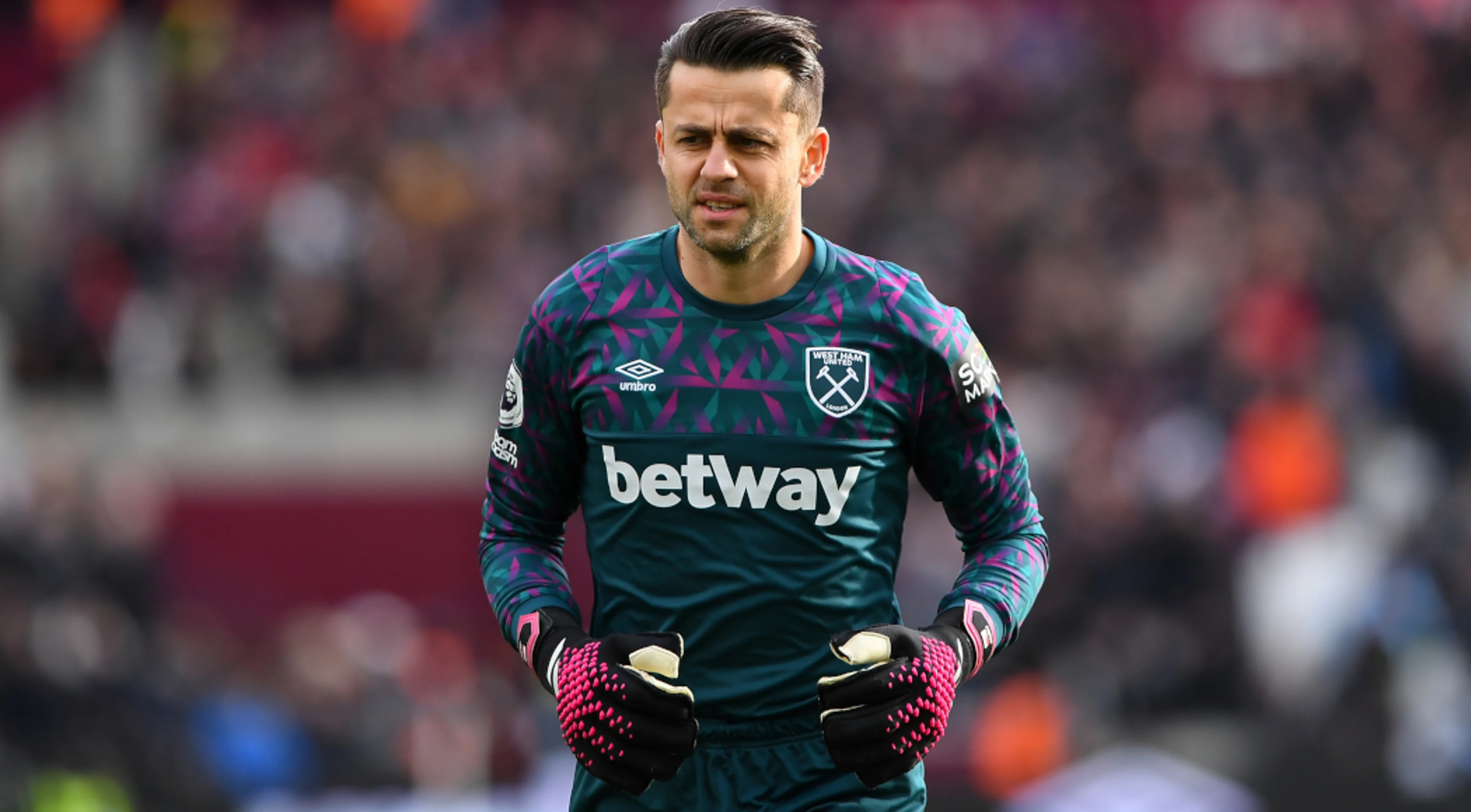 West Ham suffer Fabianski injury blow