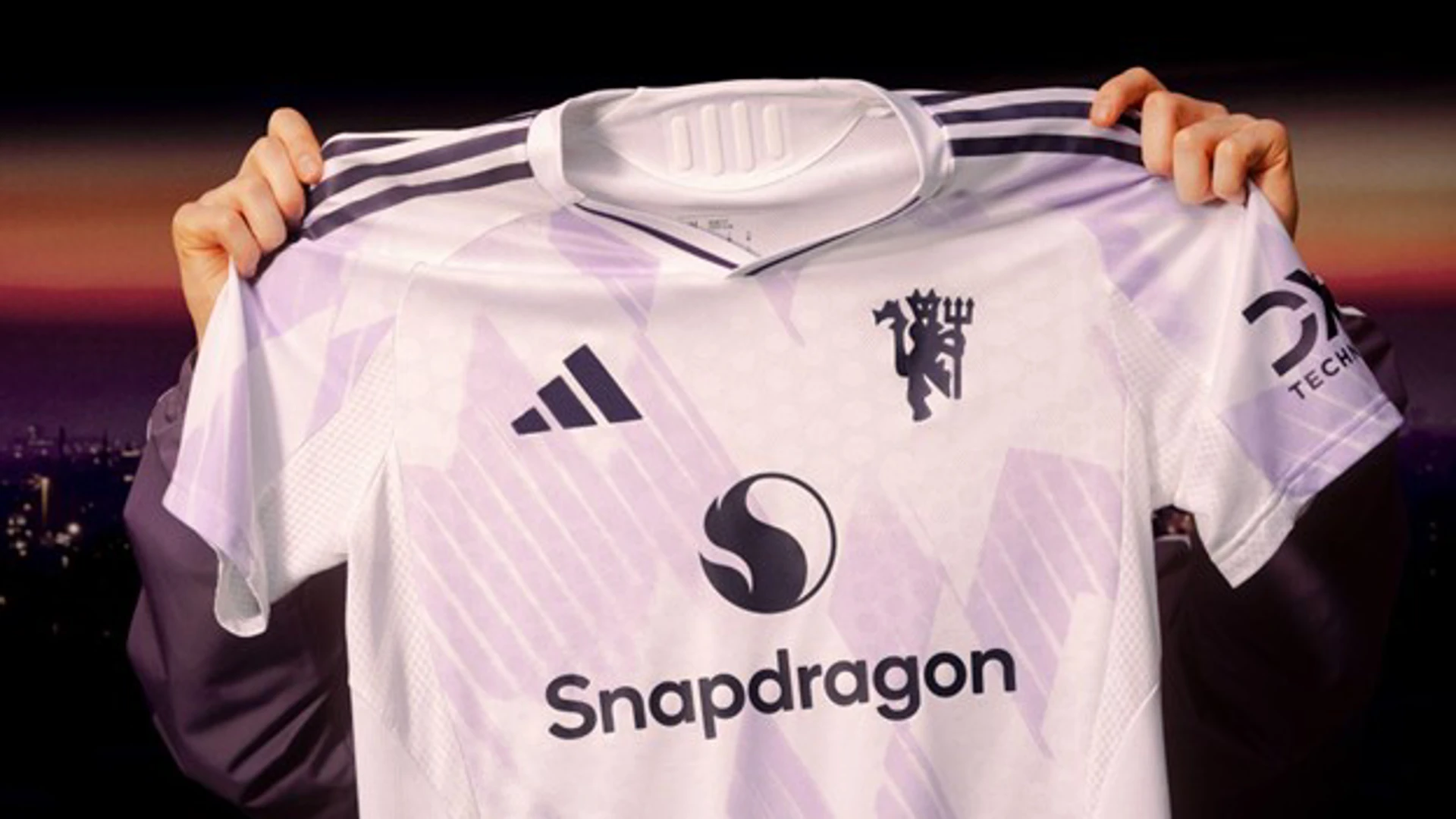 Adidas and Manchester United unveil new away jersey for the 2025 season