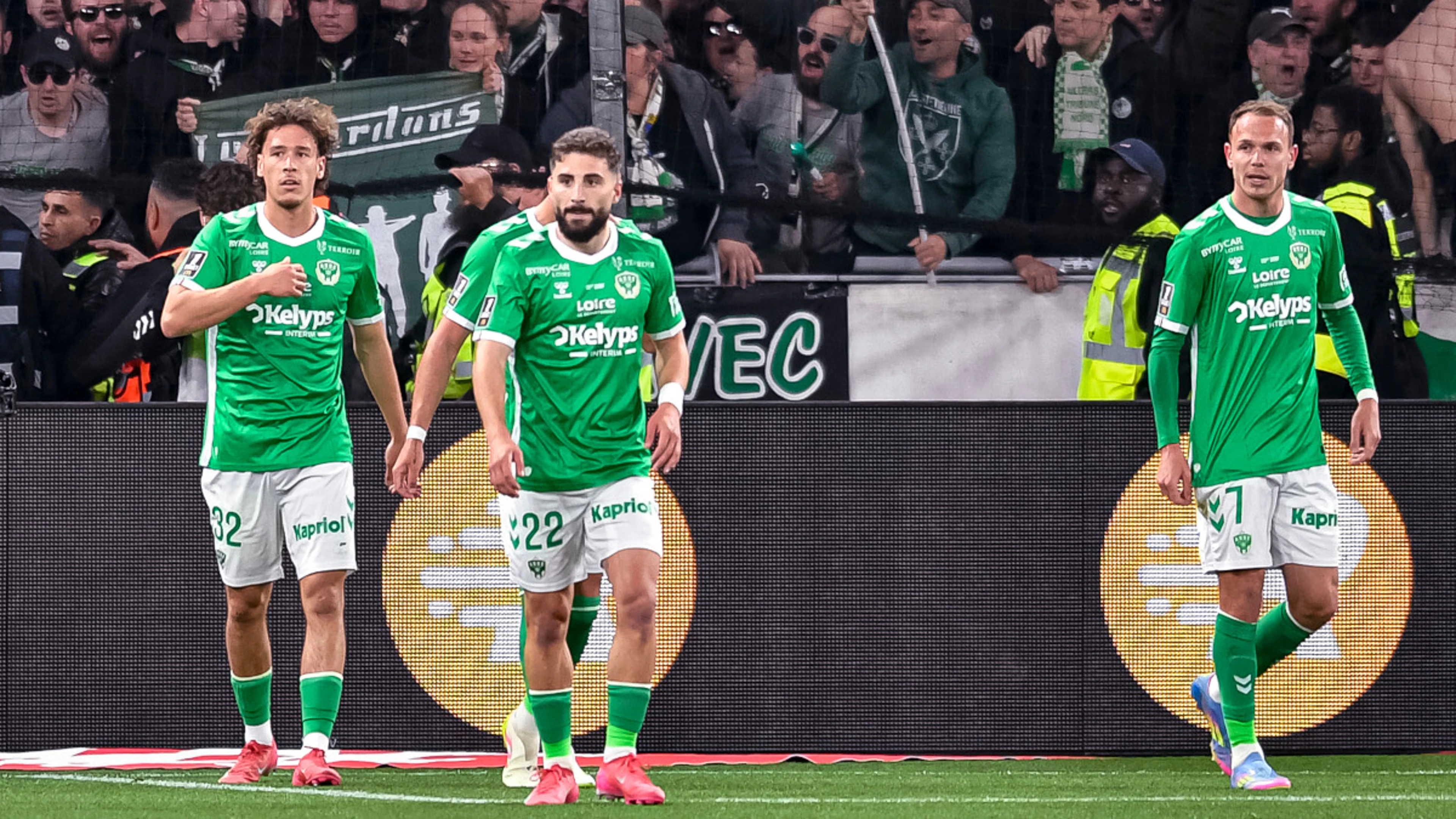 French monuments in trouble while PSG prepare for Champions League final