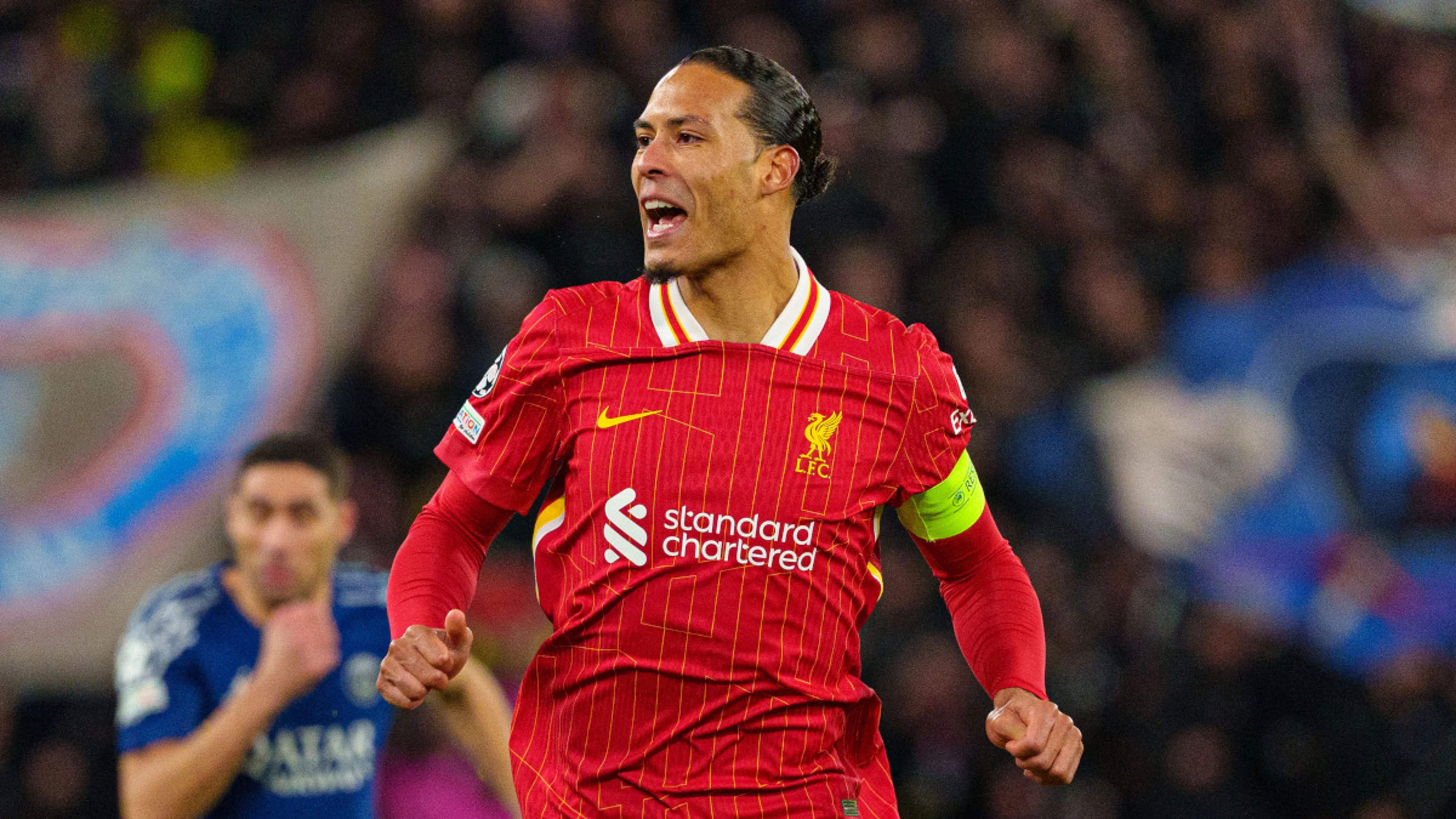 Van Dijk won't 'panic' over Liverpool future