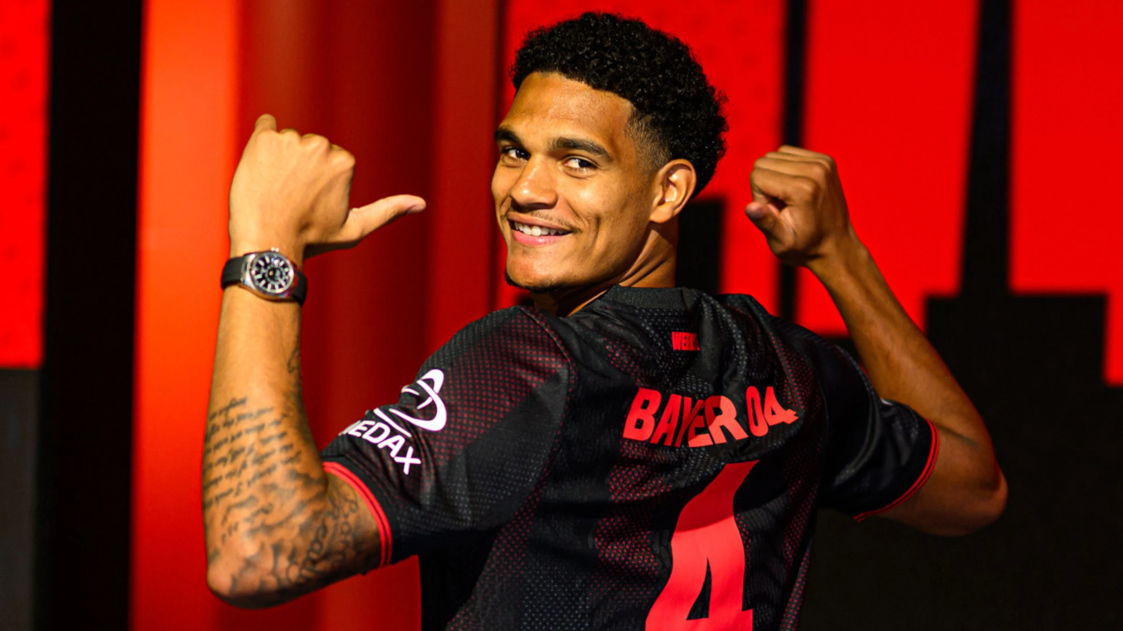 Leverkusen sign defender Quansah from Liverpool