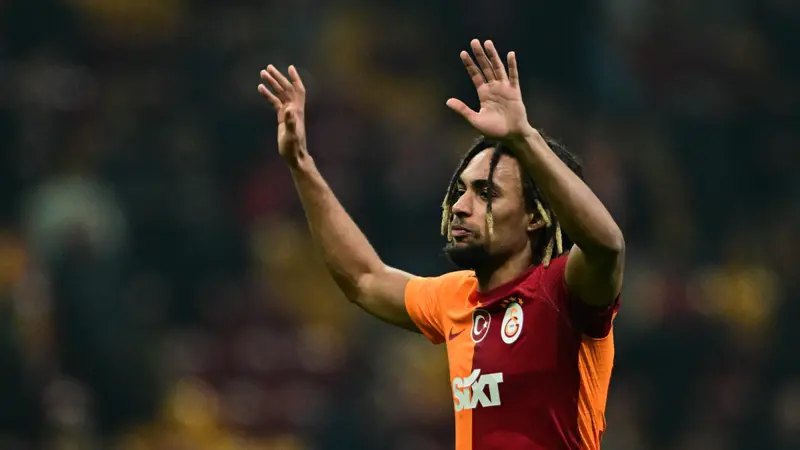 Bayern sign defender Boey from Galatasaray for 30 million euros