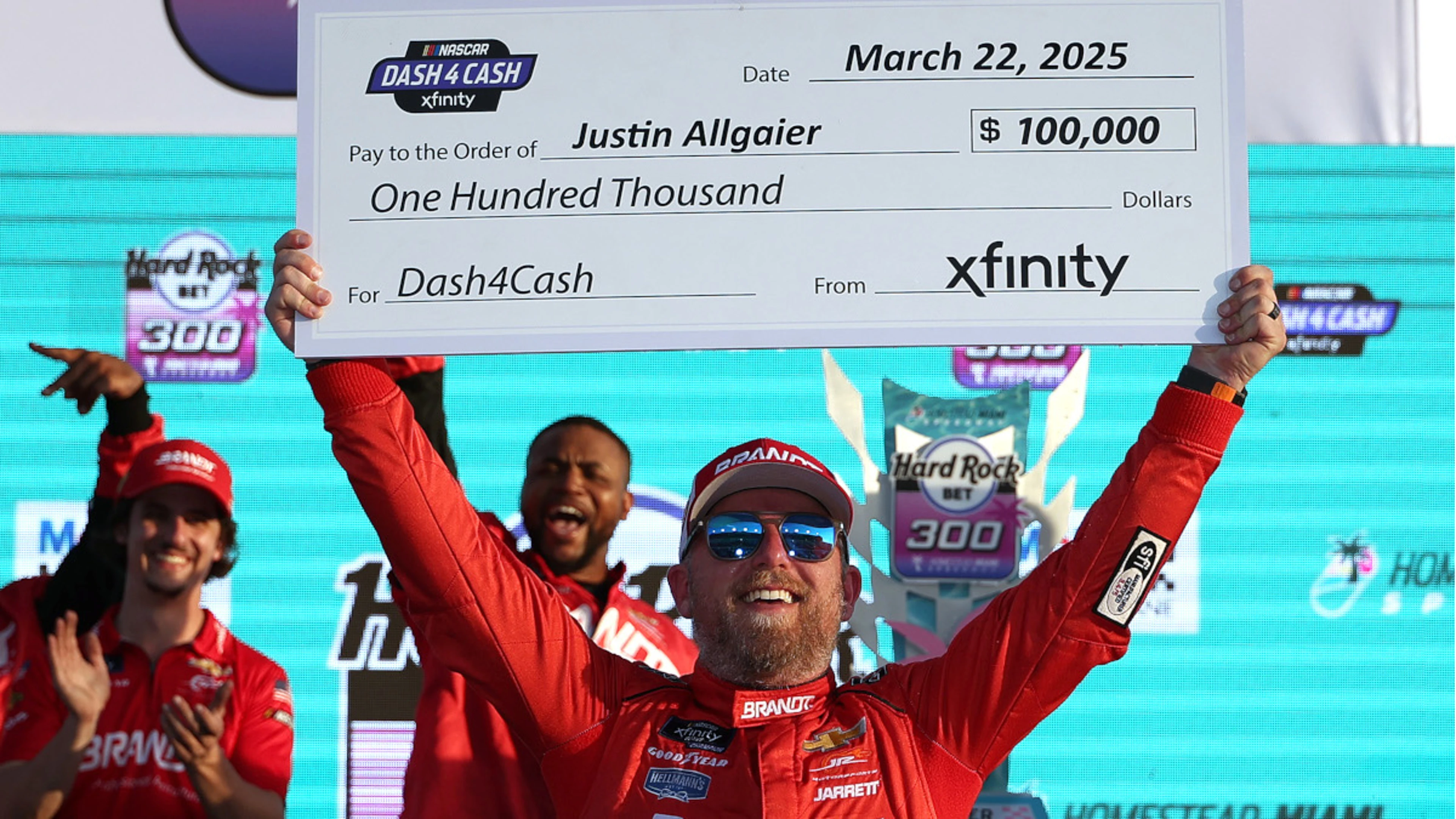 Justin Allgaier collects second straight Xfinity Series win at Homestead