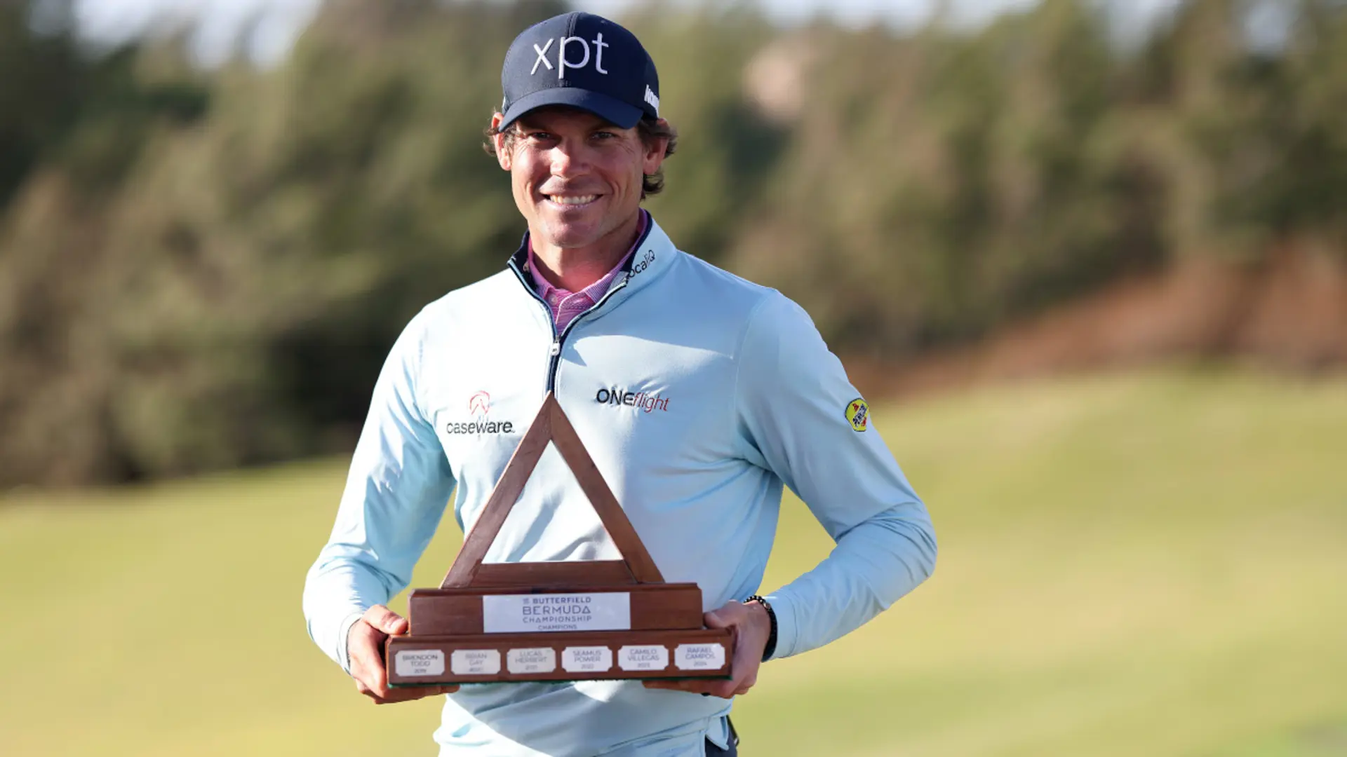 Schenk wins windy Bermuda Championship for first PGA title