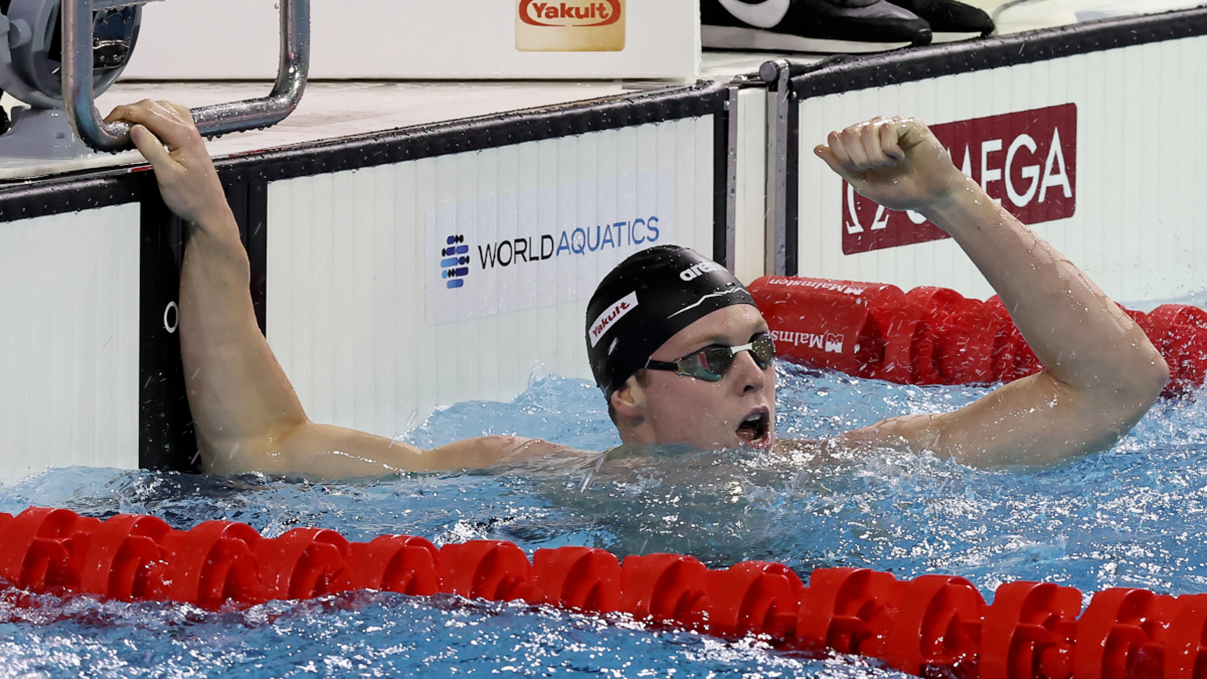 Walsh, Smith and Hobson continue American record binge at short-course worlds