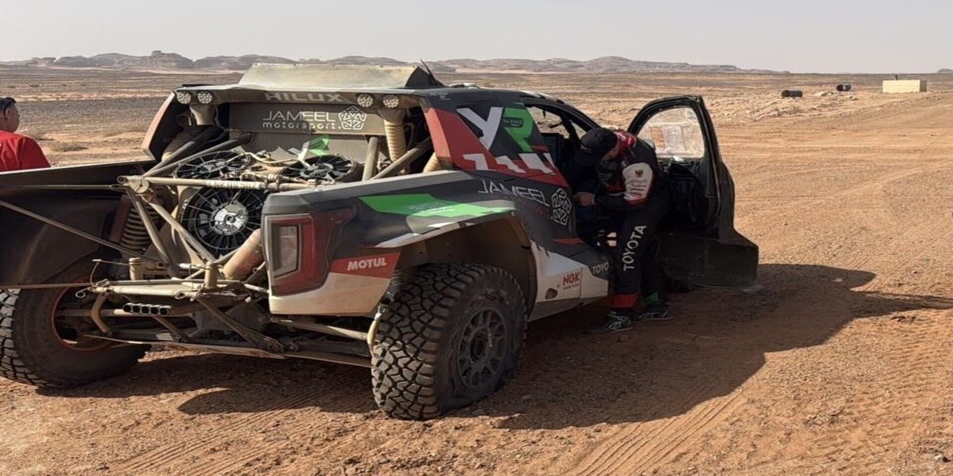 Reigning champion Al Rajhi abandons Dakar Rally