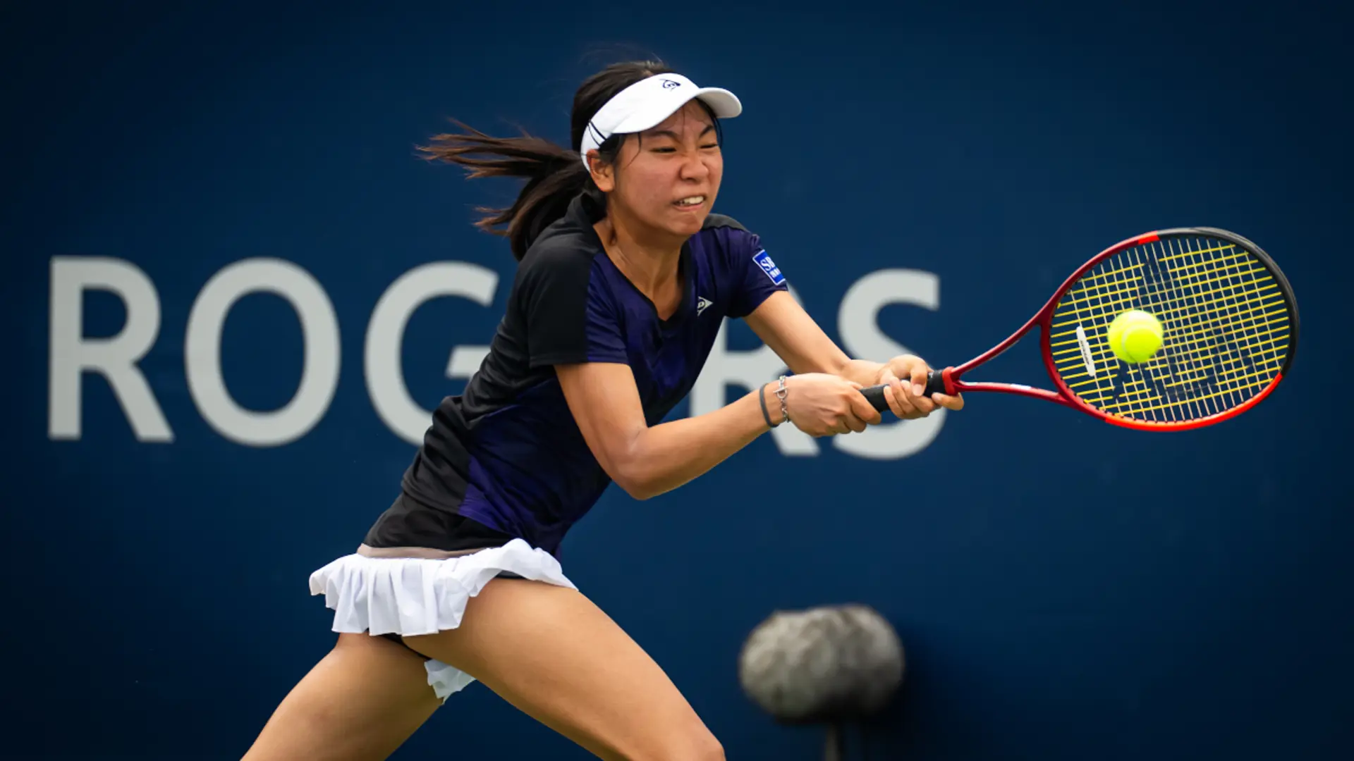 Japanese qualifier Ito ousts seventh seed Paolini in Montreal