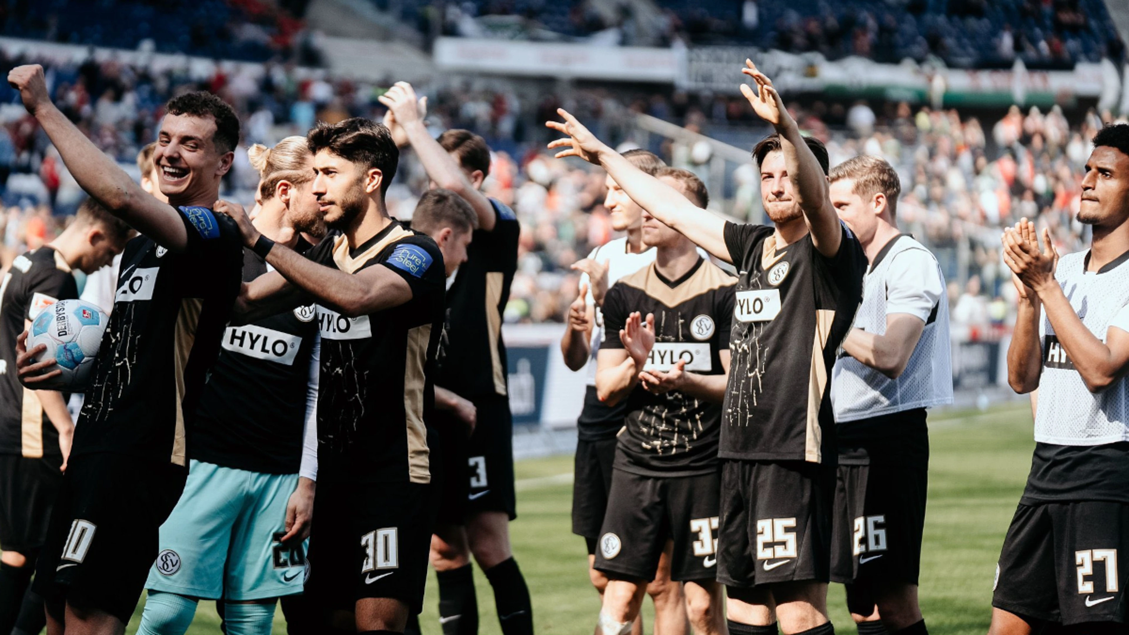 Tiny Elversberg chasing Bundesliga promotion 'dream'