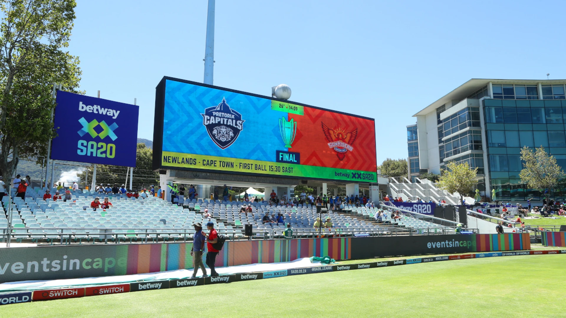 Sunrisers win toss and bowl