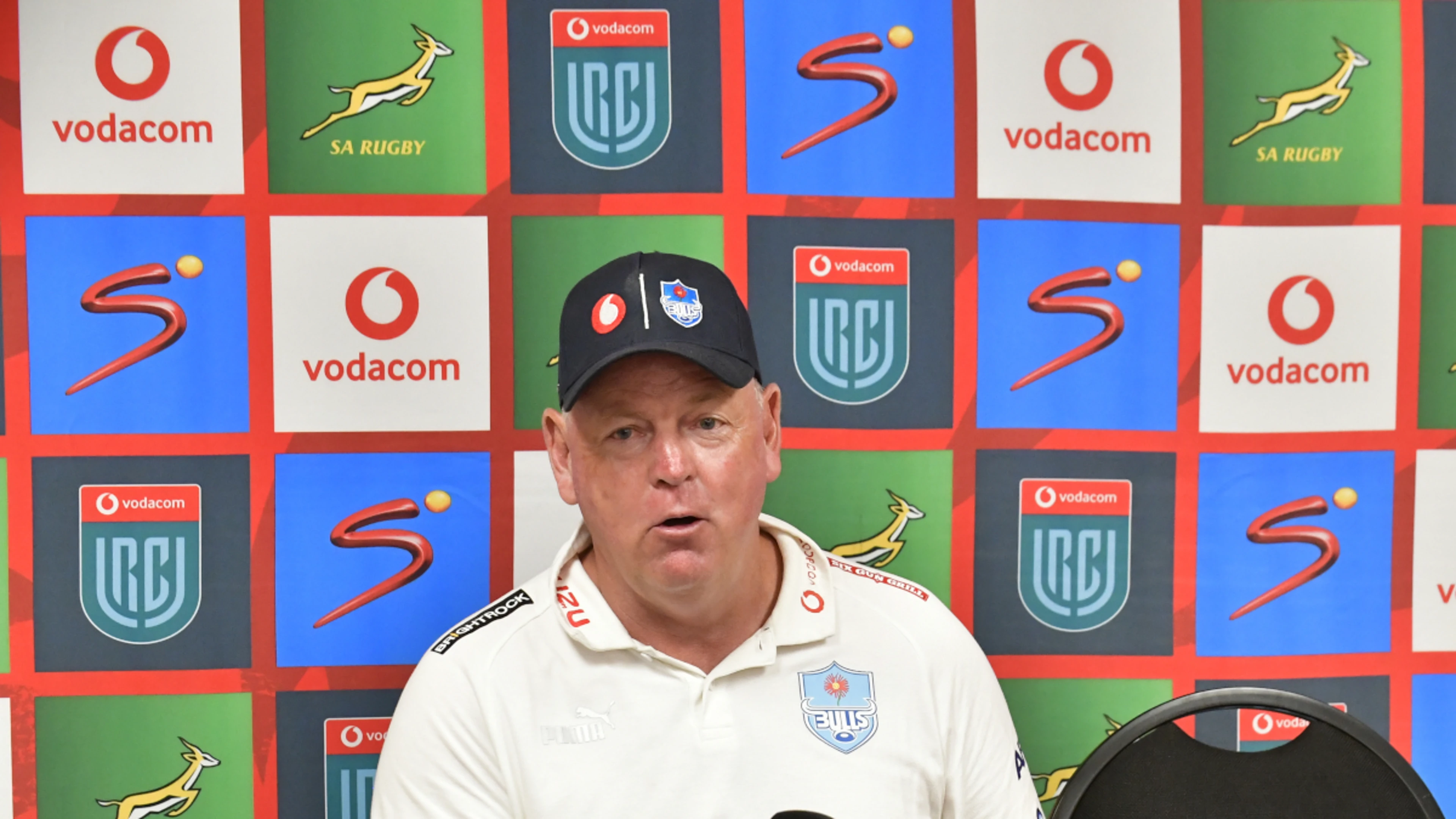 White keeps his cards for Munster close to his chest