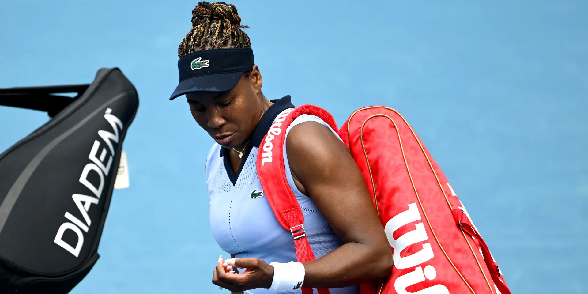 Venus Williams ousted in first round of Australian Open warm-up