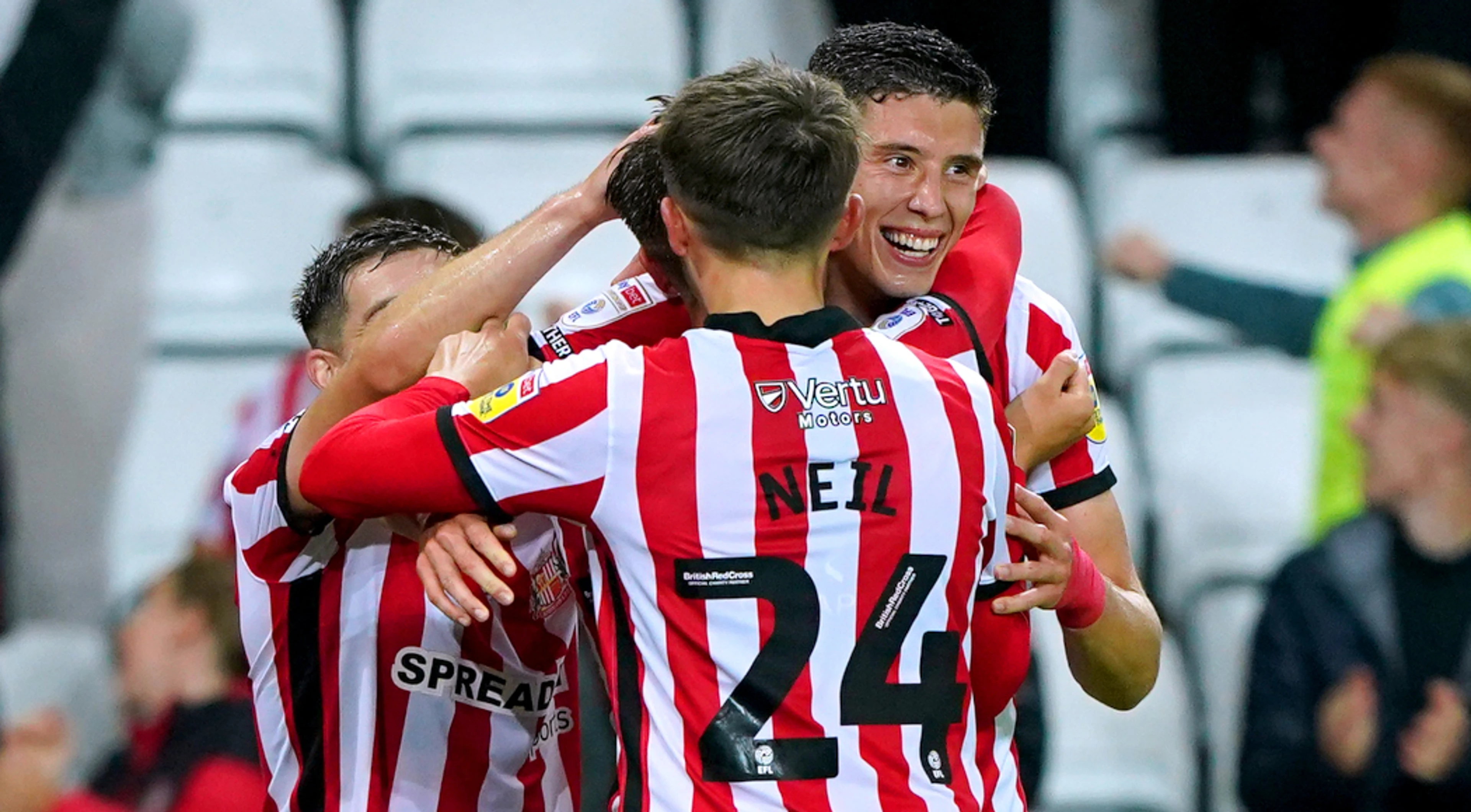 Mowbray off to winning start as Sunderland boss