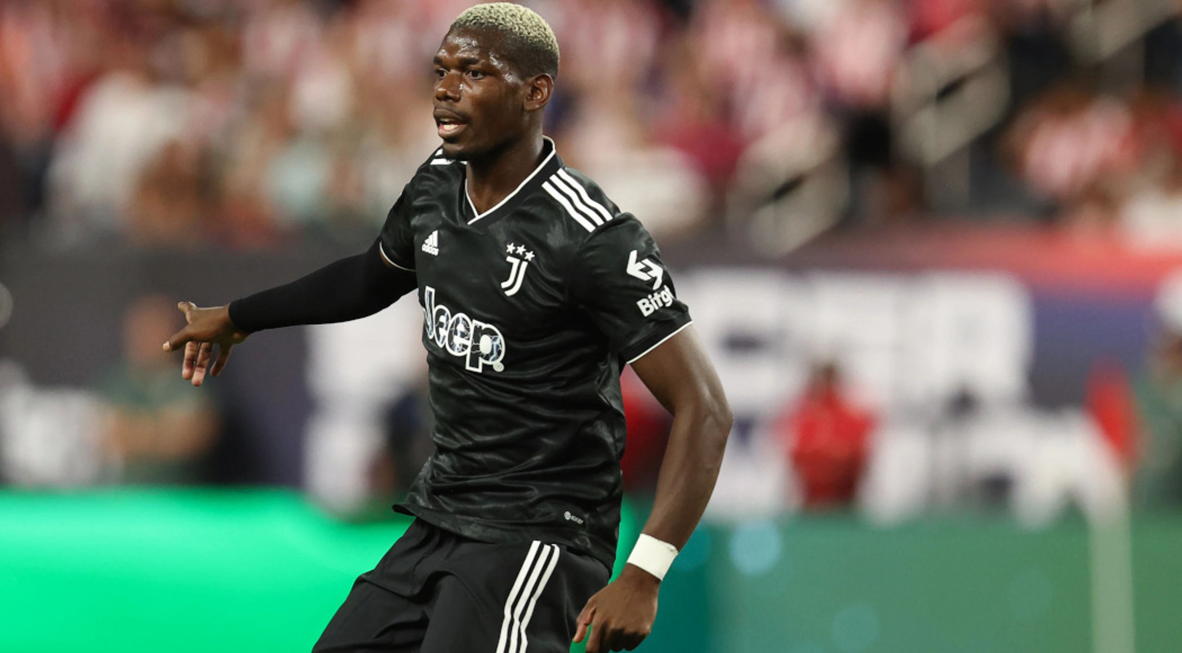 Pogba decides against knee surgery