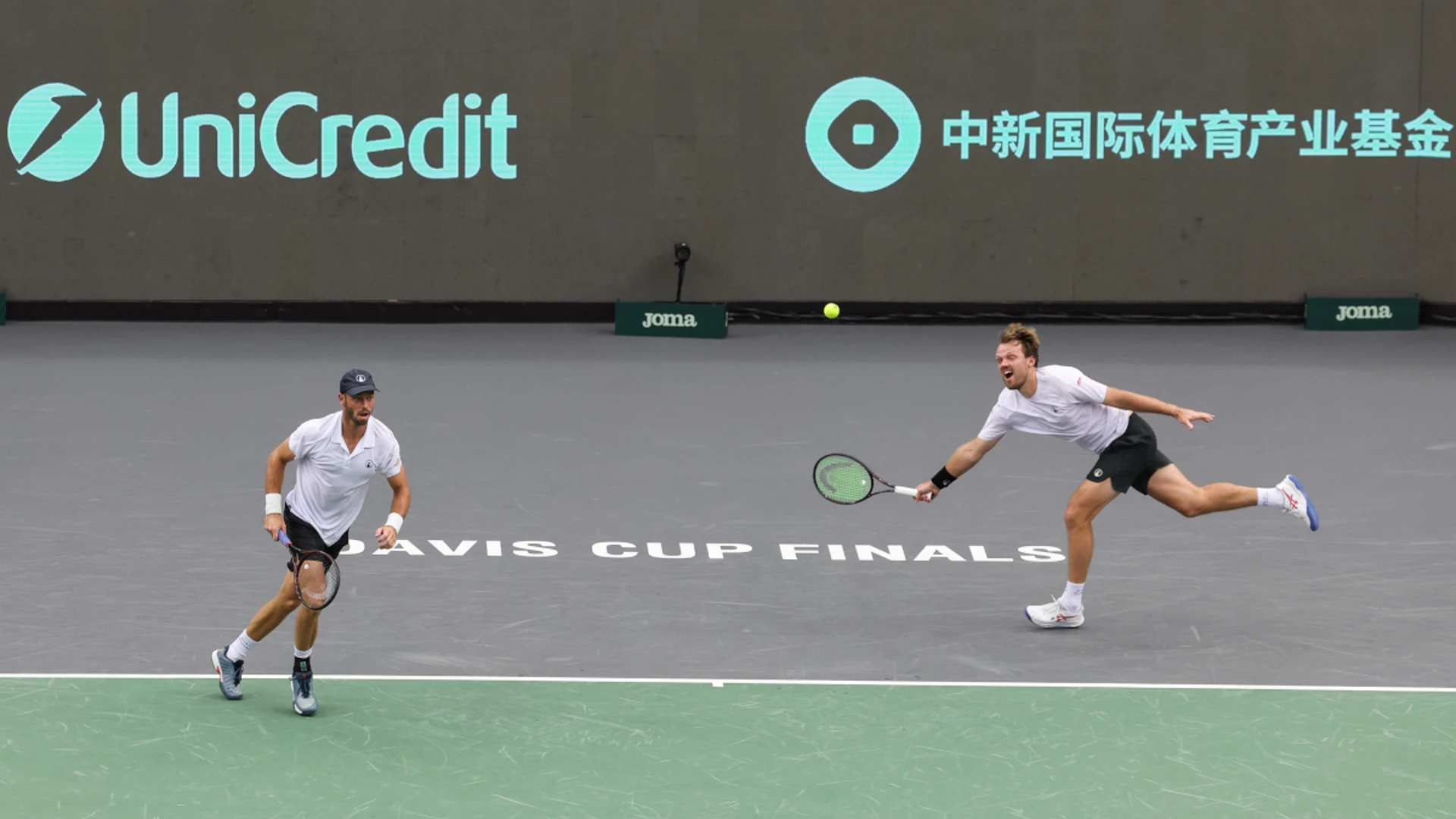 'Impressive' Germany sweep past Chile in Davis Cup