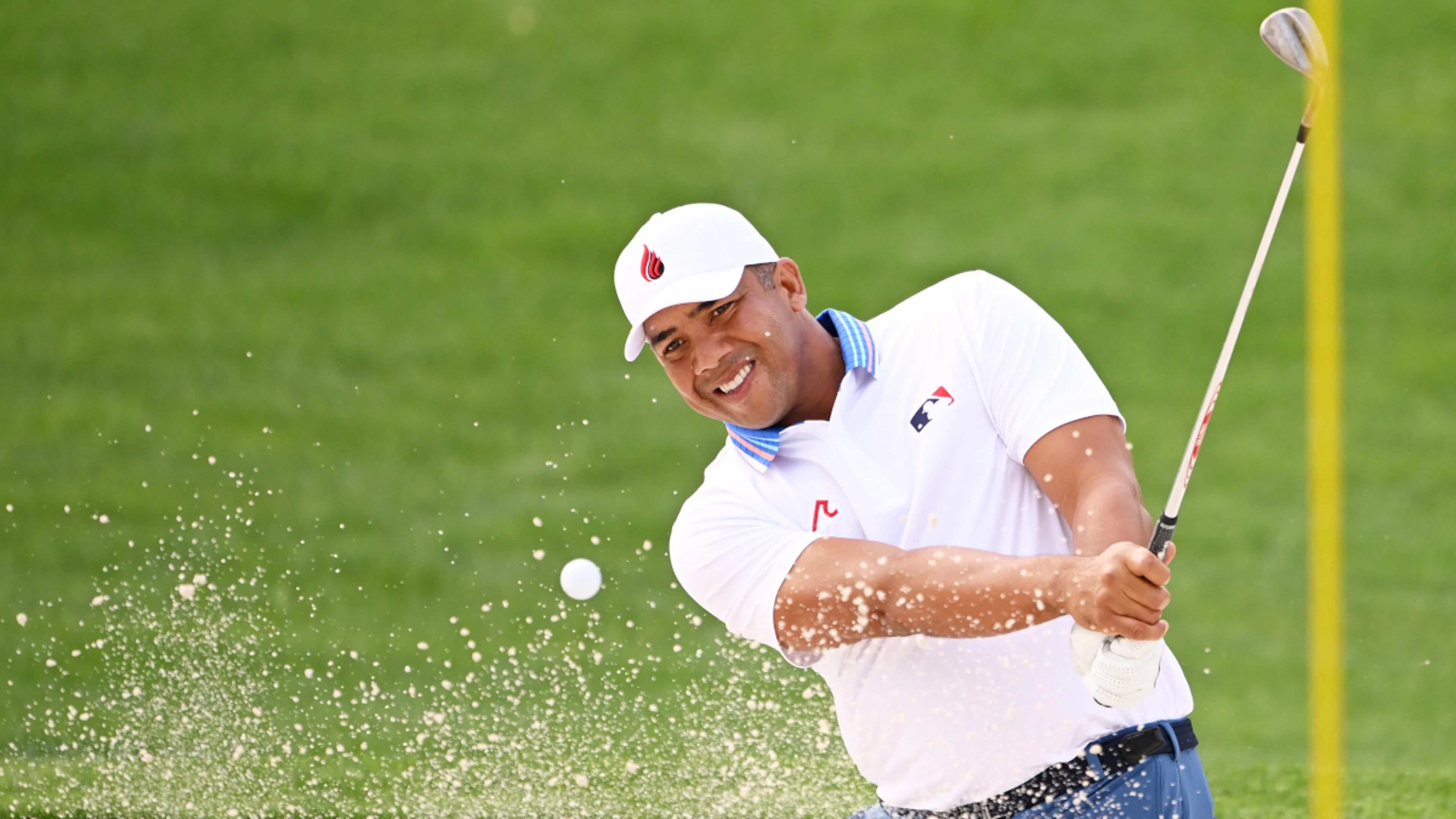 Vegas clings to PGA lead as Kim, Scheffler charge