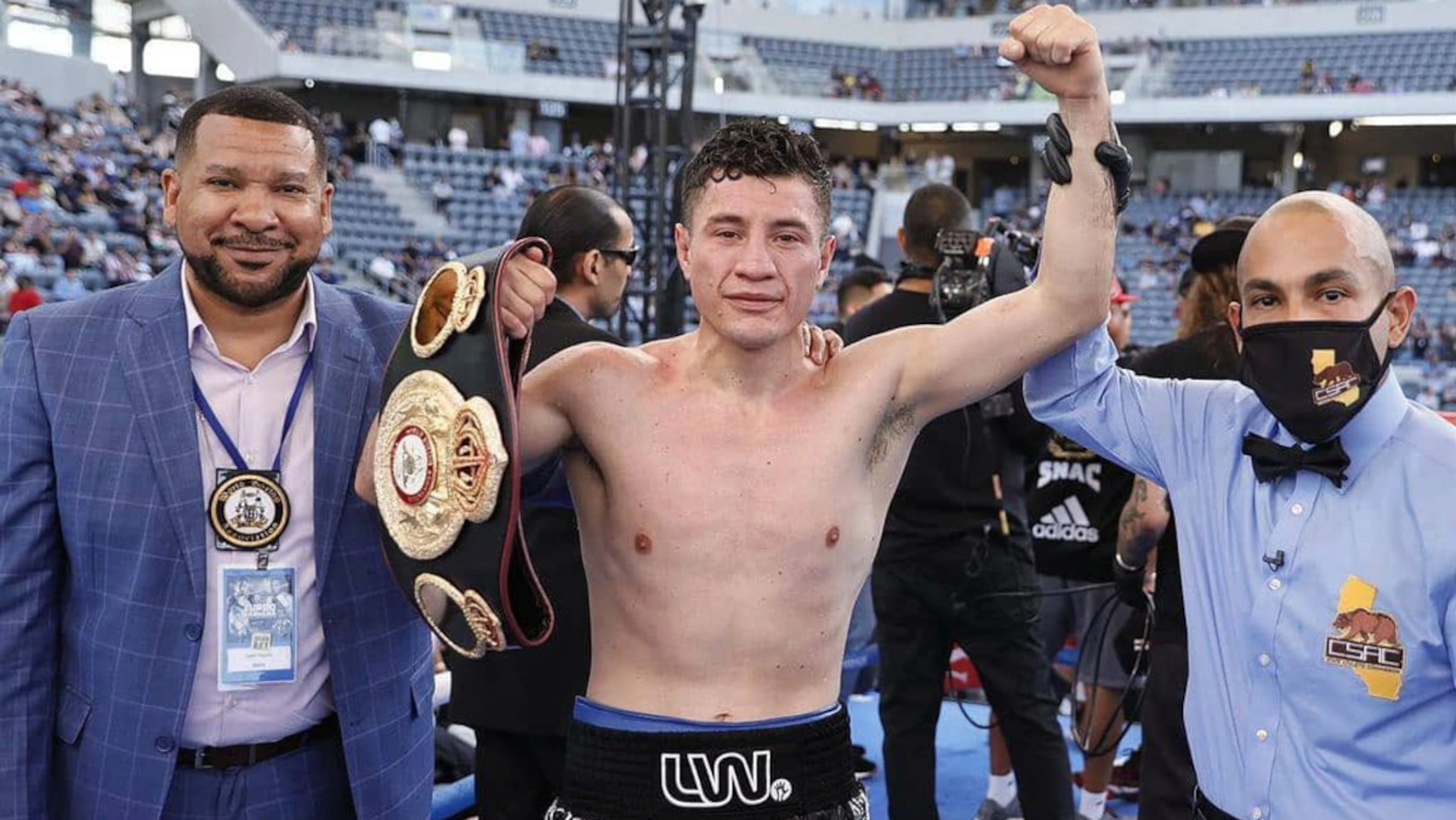 BOXING ROUND-UP: Zepeda wins IBF and WBA title eliminator